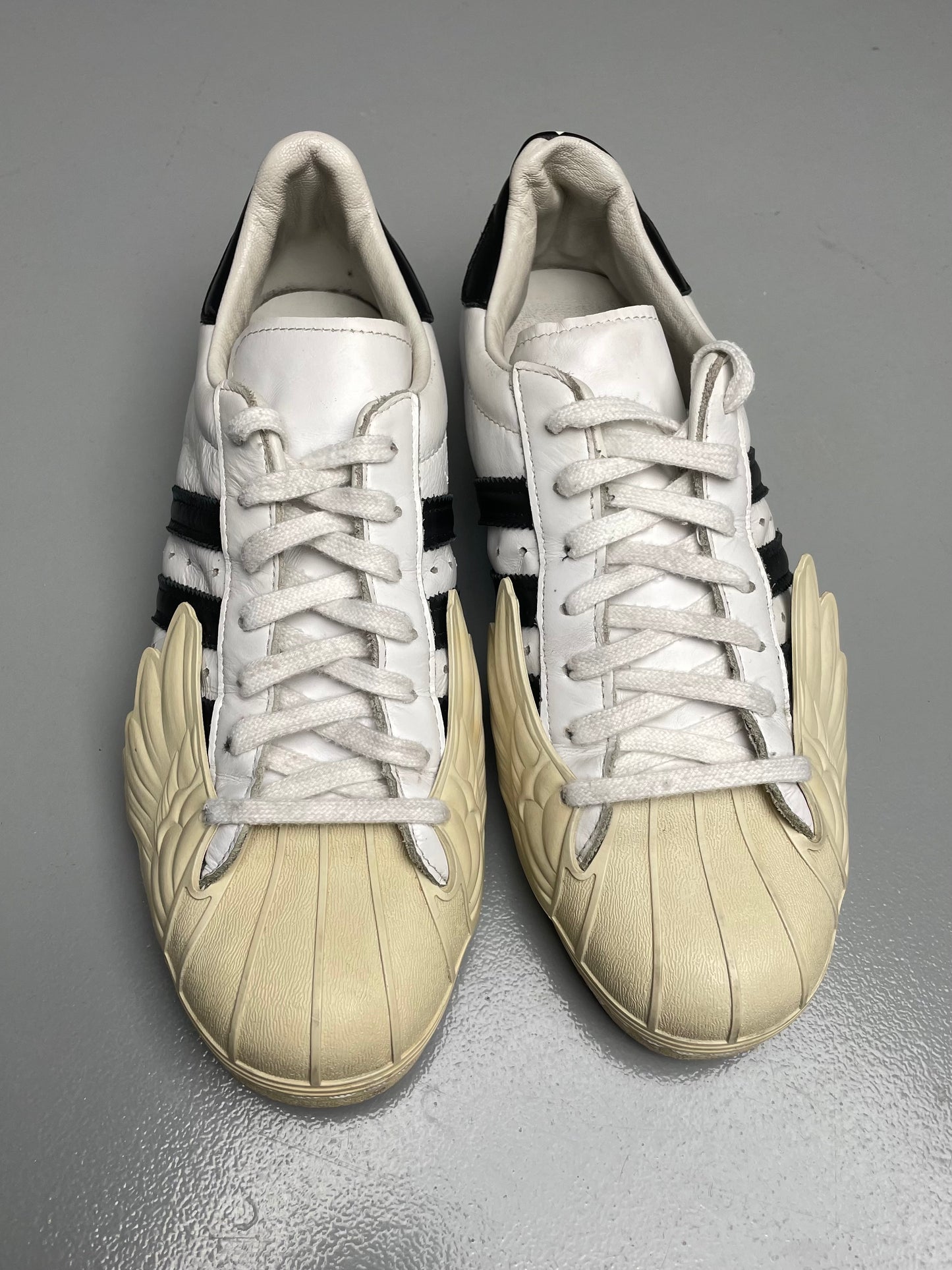 adidas Originals by Jeremy Scott A/W 2015 JS Superstar Wings (white/black) - size 42