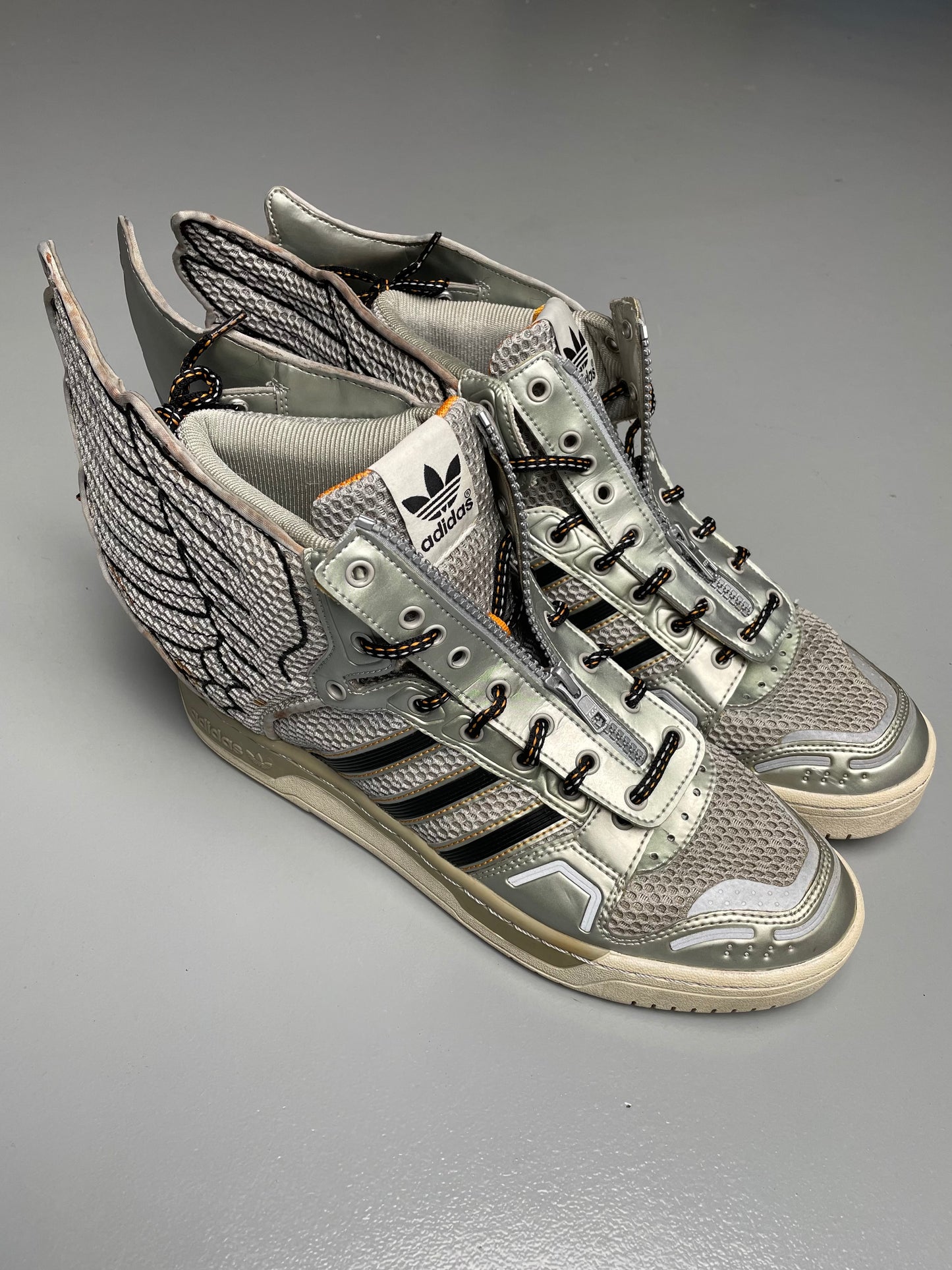 adidas Originals by Jeremy Scott A/W 2012 JS Wings 2.0 (Metallic Silver) - size 45 1/3