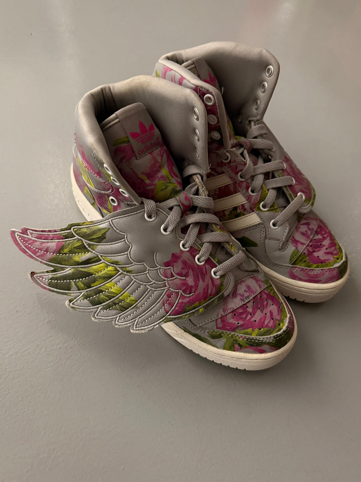 adidas Originals by Jeremy Scott S/S 2015 JS Wings Floral - size 39 1/3