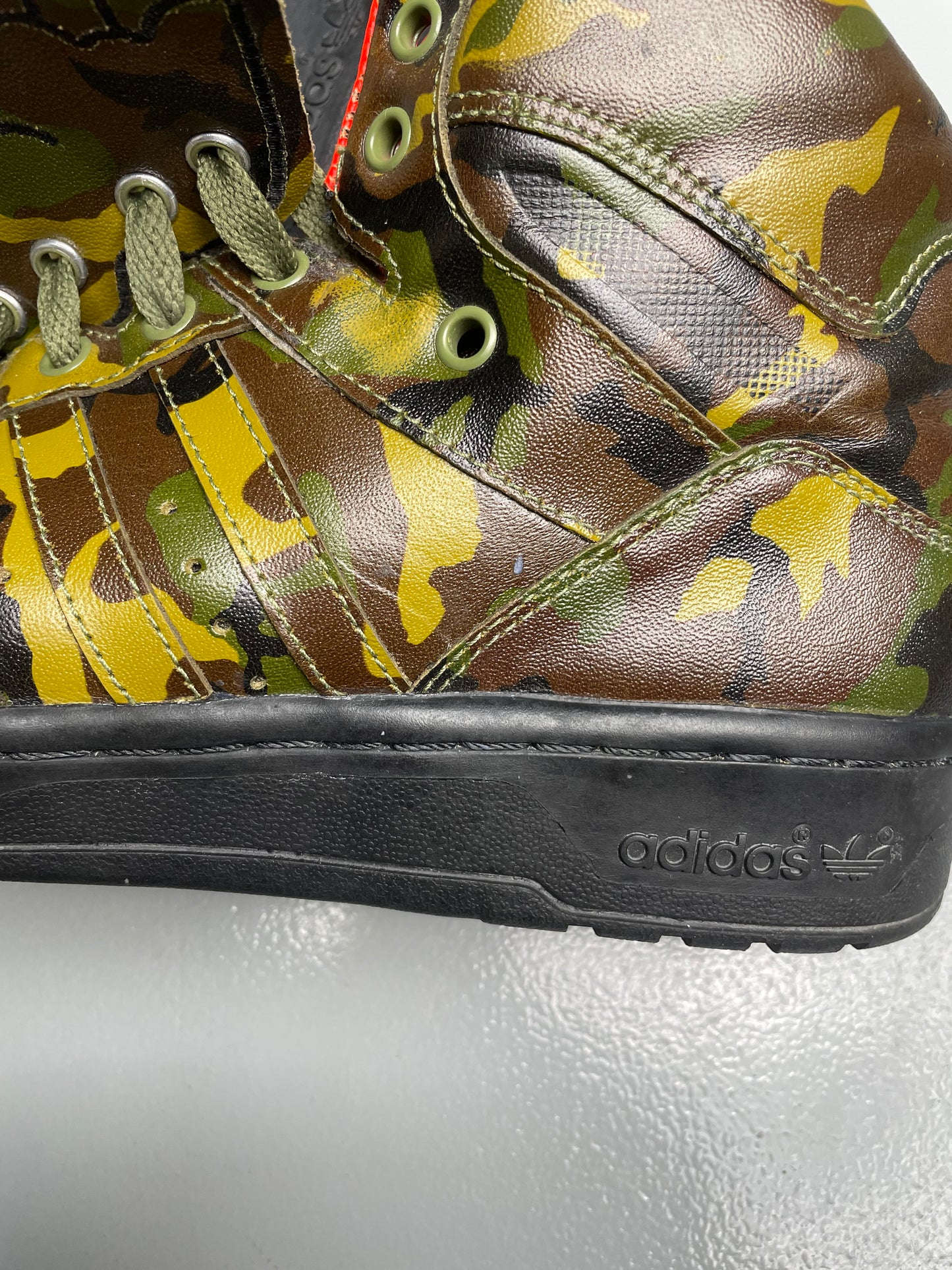 adidas Originals by Jeremy Scott A/W 2011 JS Wings Camo - size 38 2/3