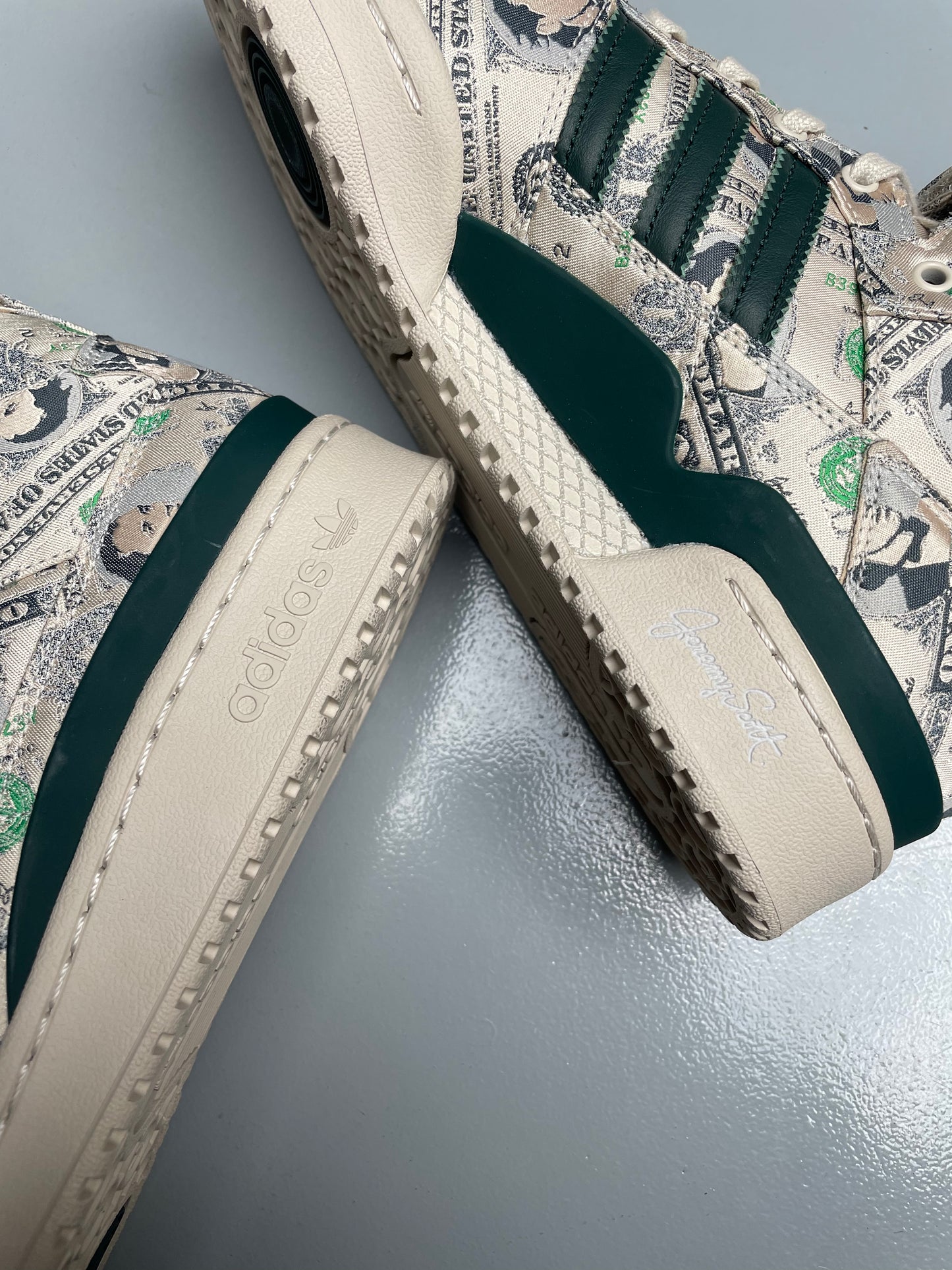 adidas Originals by Jeremy Scott 2021 JS Forum Wings 1.0 Money - size 45 1/3