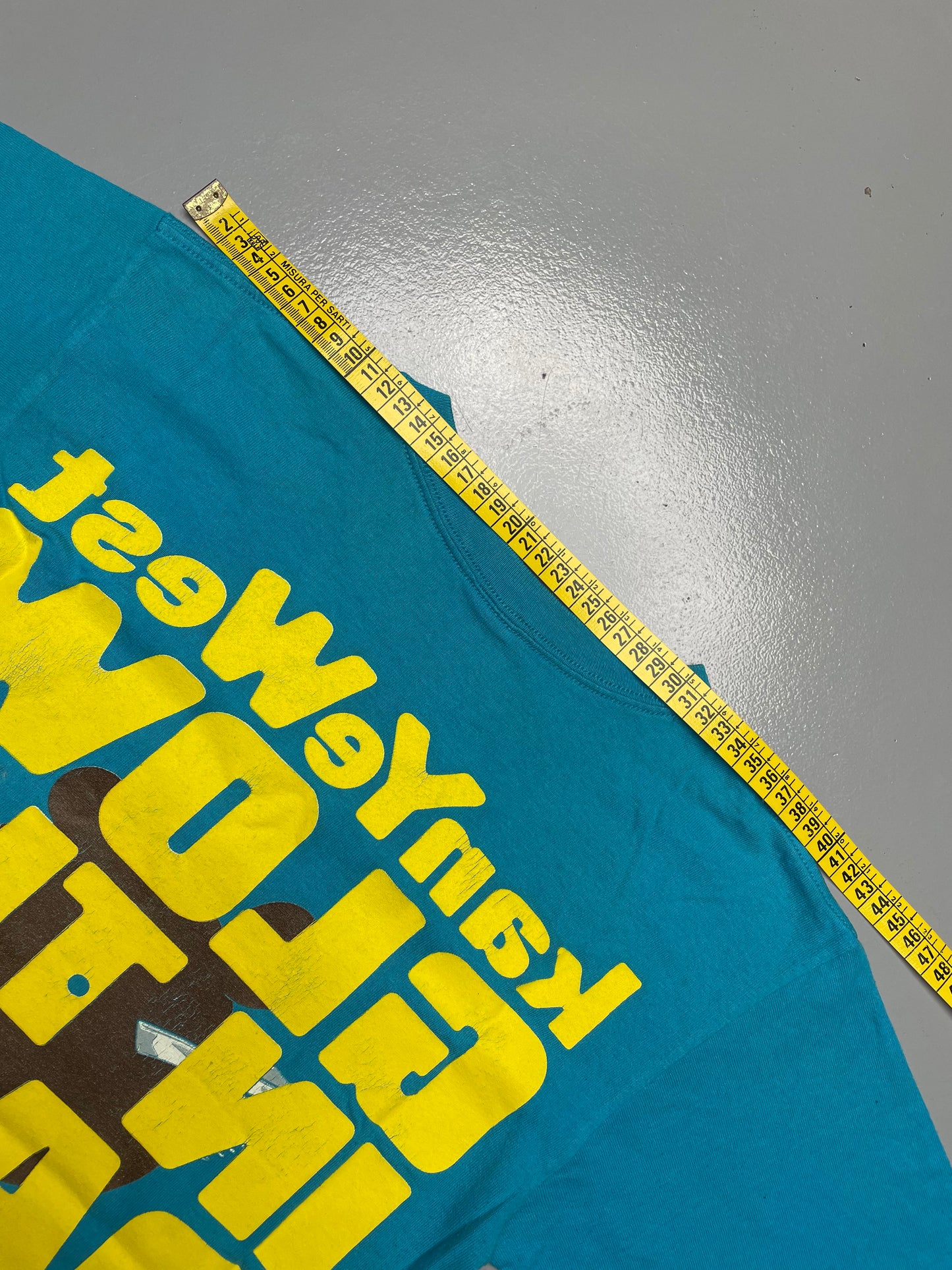 2007 Kanye West Glow In The Dark Tour t-shirt - size S