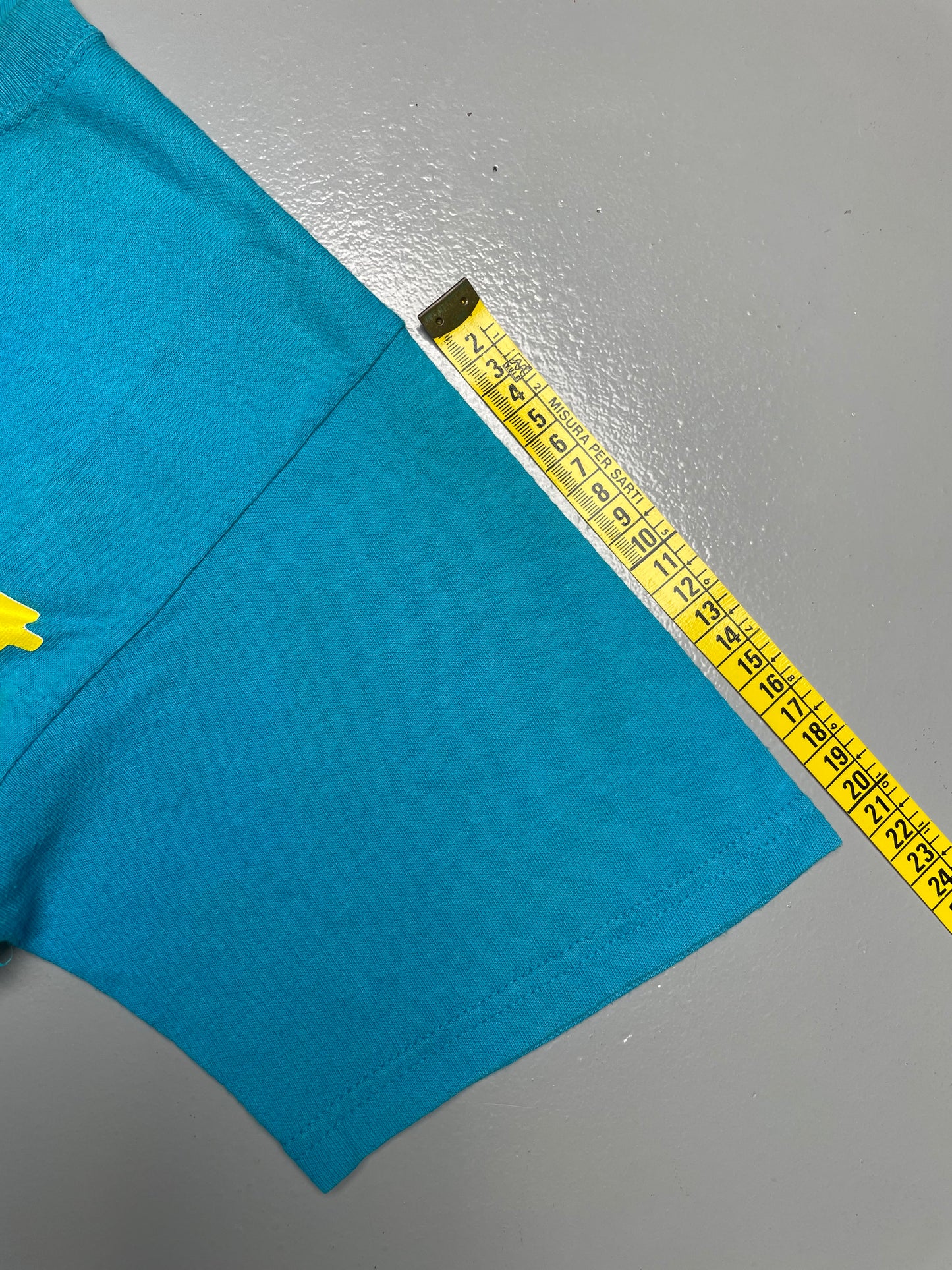 2007 Kanye West Glow In The Dark Tour t-shirt - size S