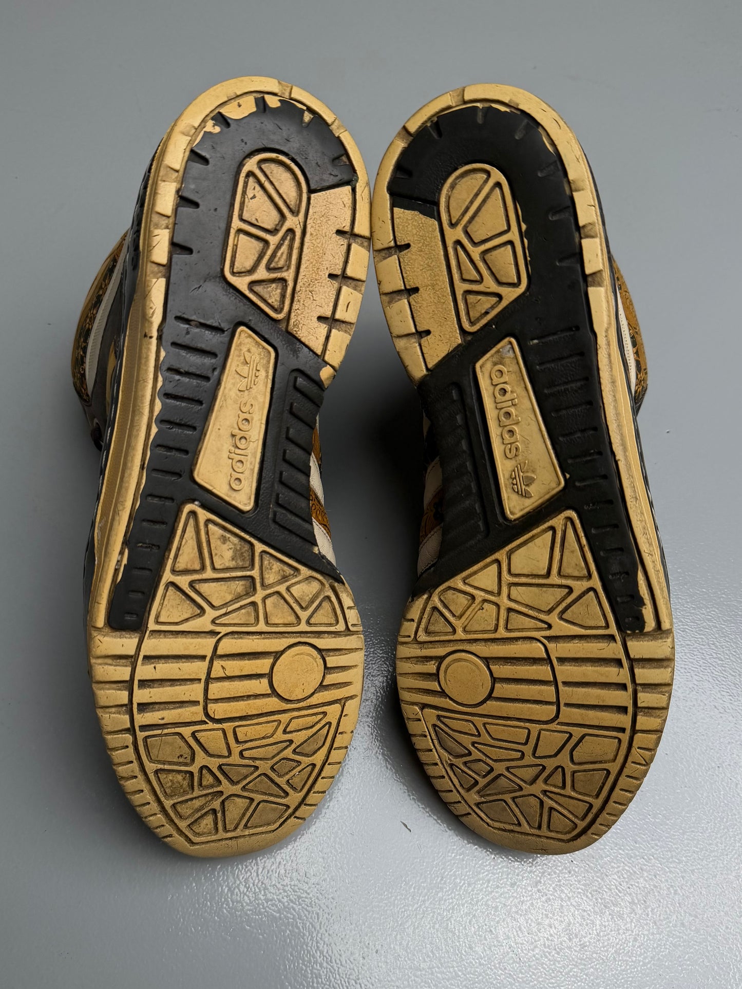2006 adidas Originals Materials of The World Attitude Hi "Indonesia" - size 44 2/3