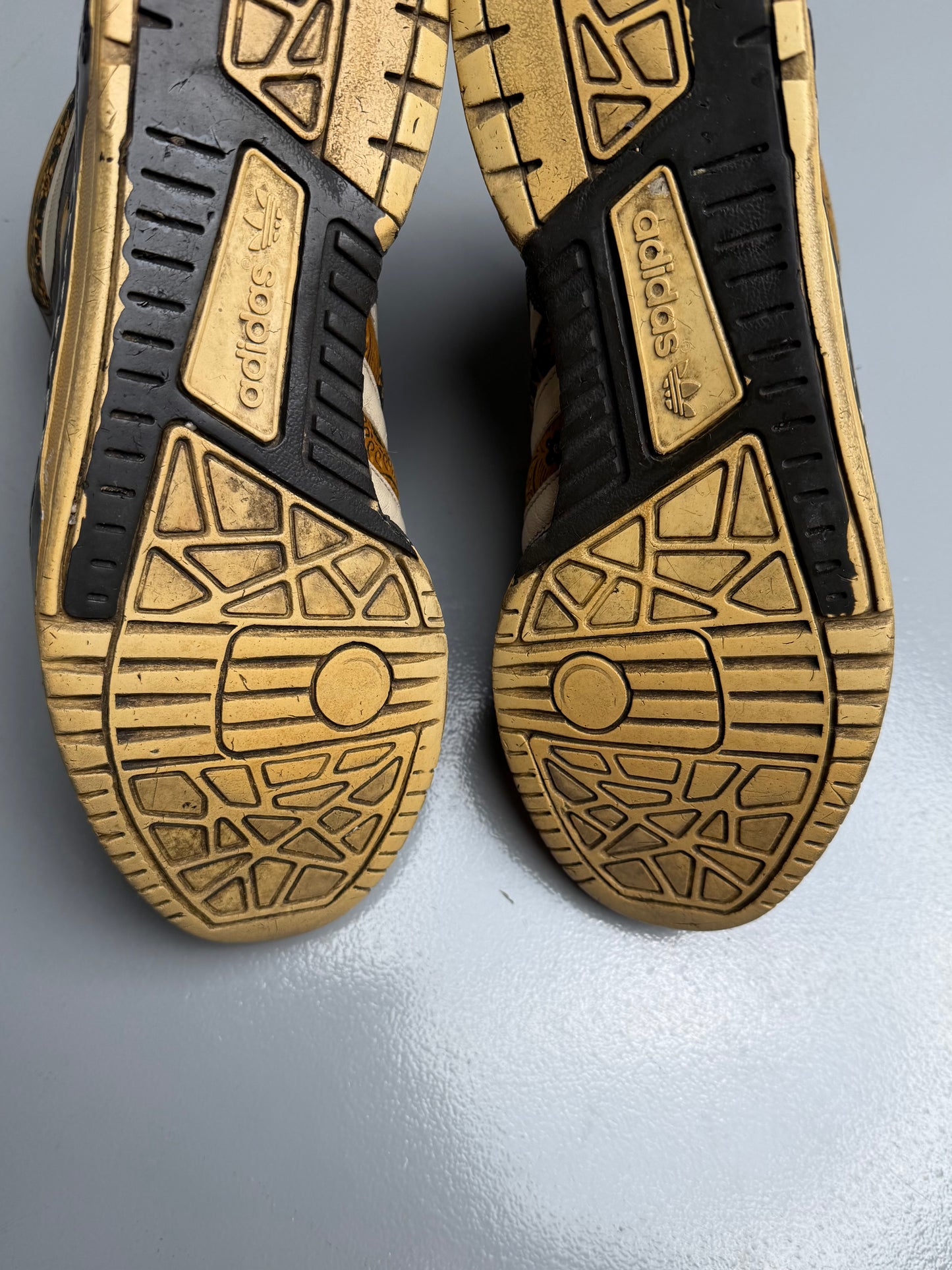 2006 adidas Originals Materials of The World Attitude Hi "Indonesia" - size 44 2/3