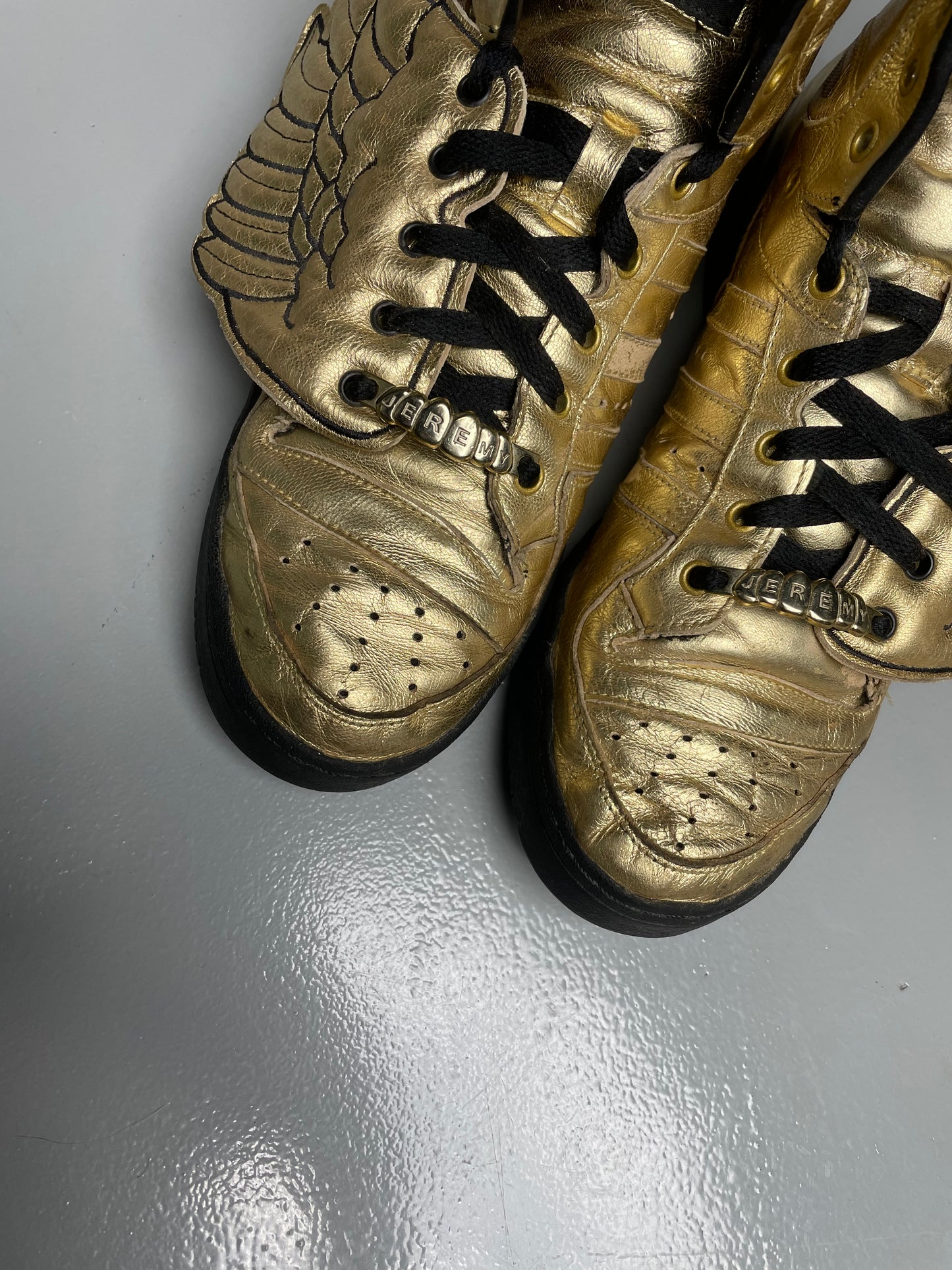 adidas Originals by Jeremy Scott S/S 2009 JS Wings (Metallic Gold/Black) - size 44