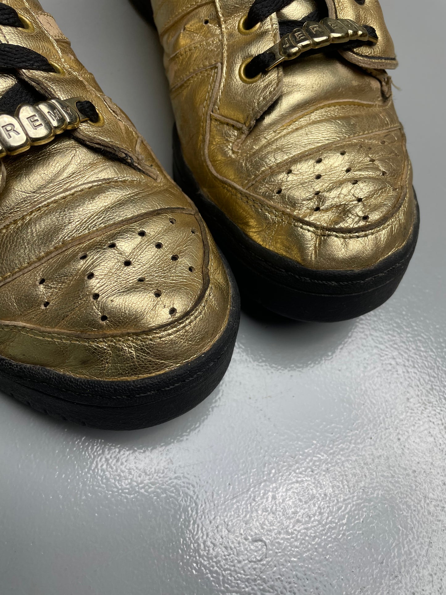 adidas Originals by Jeremy Scott S/S 2009 JS Wings (Metallic Gold/Black) - size 44