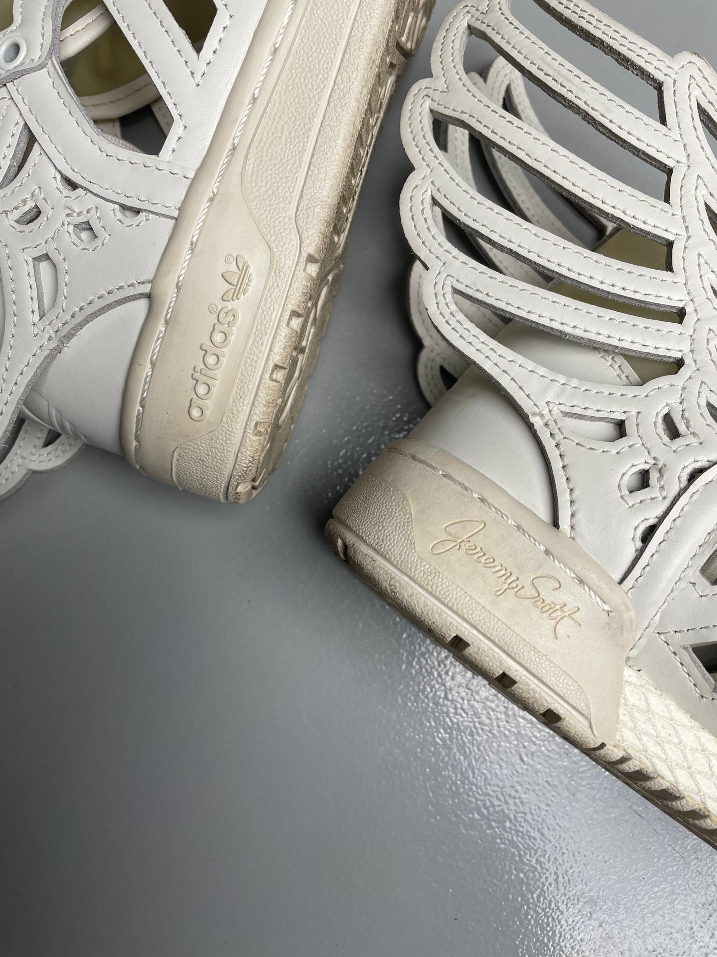 adidas Originals by Jeremy Scott A/W 2014 JS Wings 2.0 Cutout - size 37 1/3