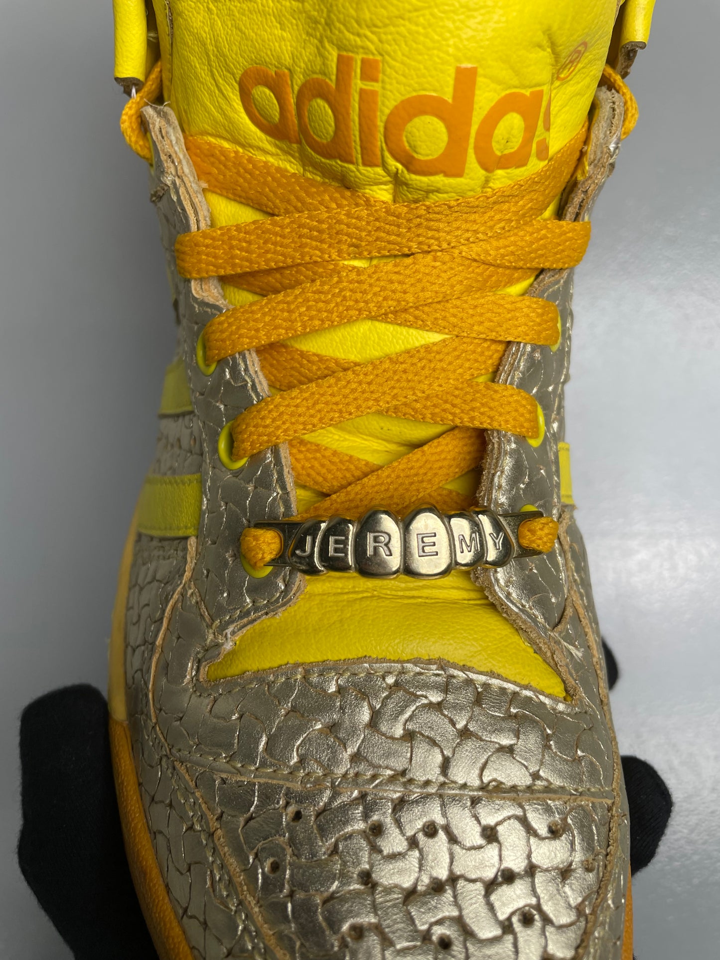 adidas Originals by Jeremy Scott S/S 2010 JS Logo (Metallic Gold/Lemon Peel/High Yellow) - size 42