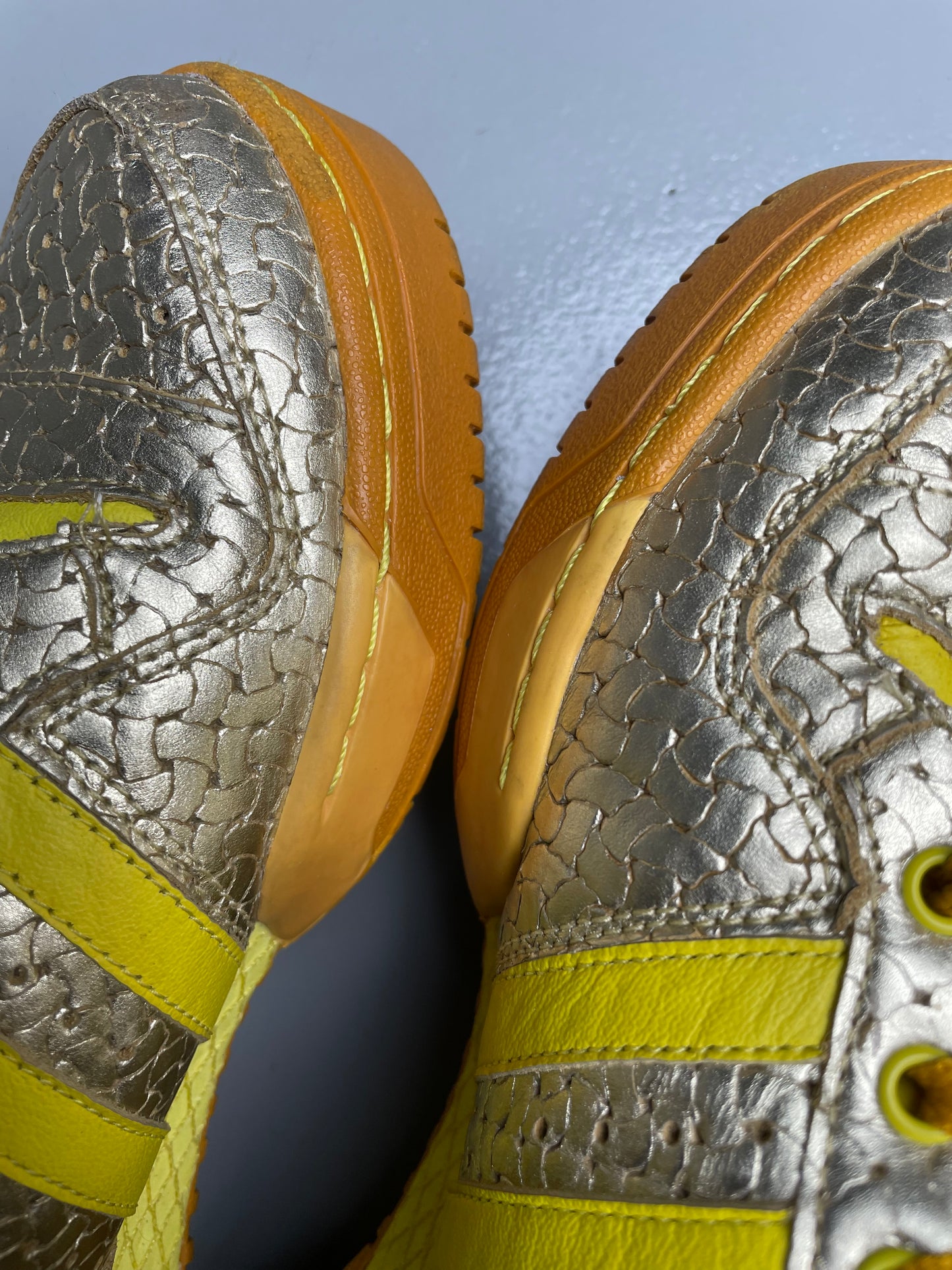 adidas Originals by Jeremy Scott S/S 2010 JS Logo (Metallic Gold/Lemon Peel/High Yellow) - size 42