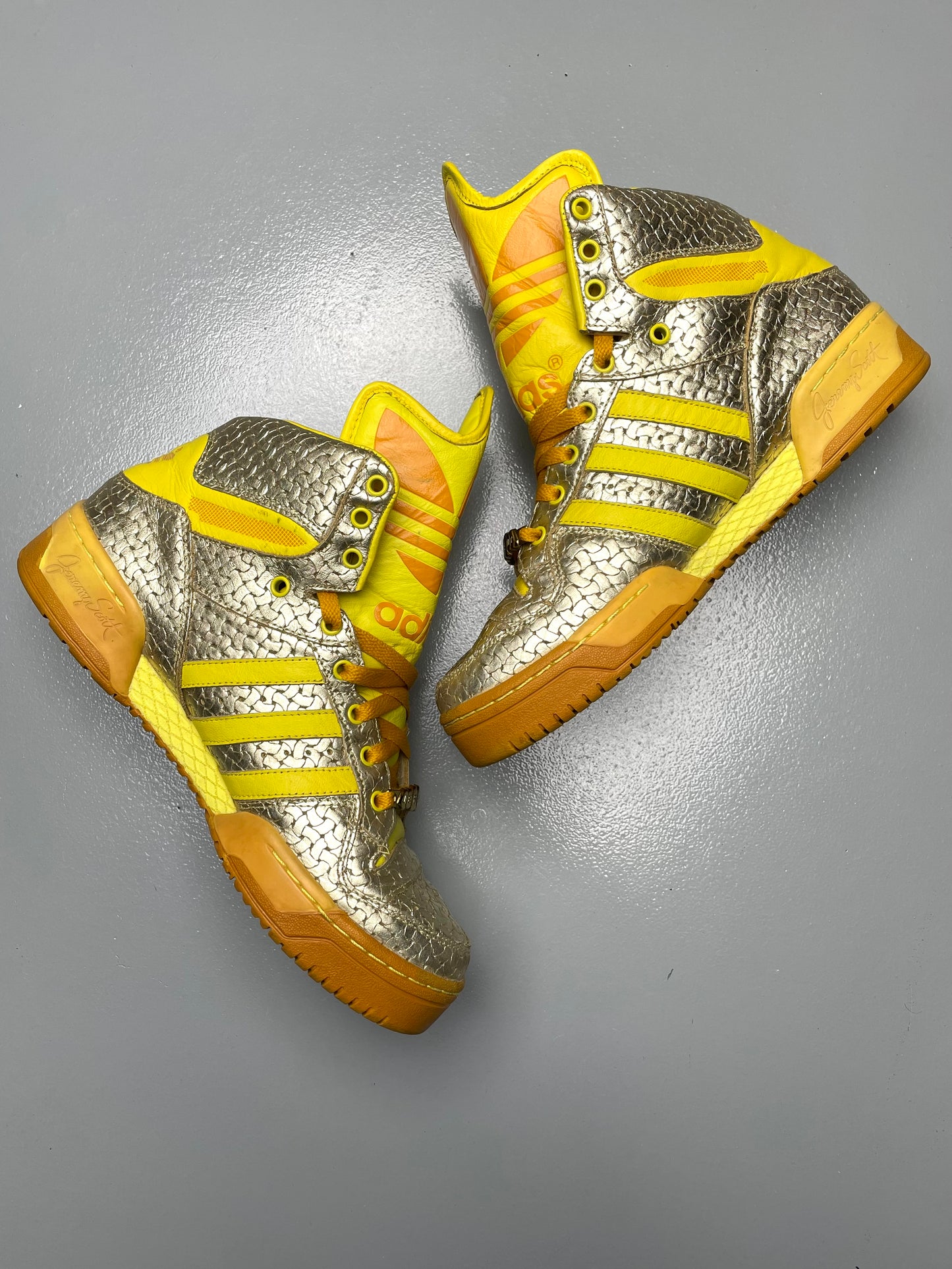 adidas Originals by Jeremy Scott S/S 2010 JS Logo (Metallic Gold/Lemon Peel/High Yellow) - size 42