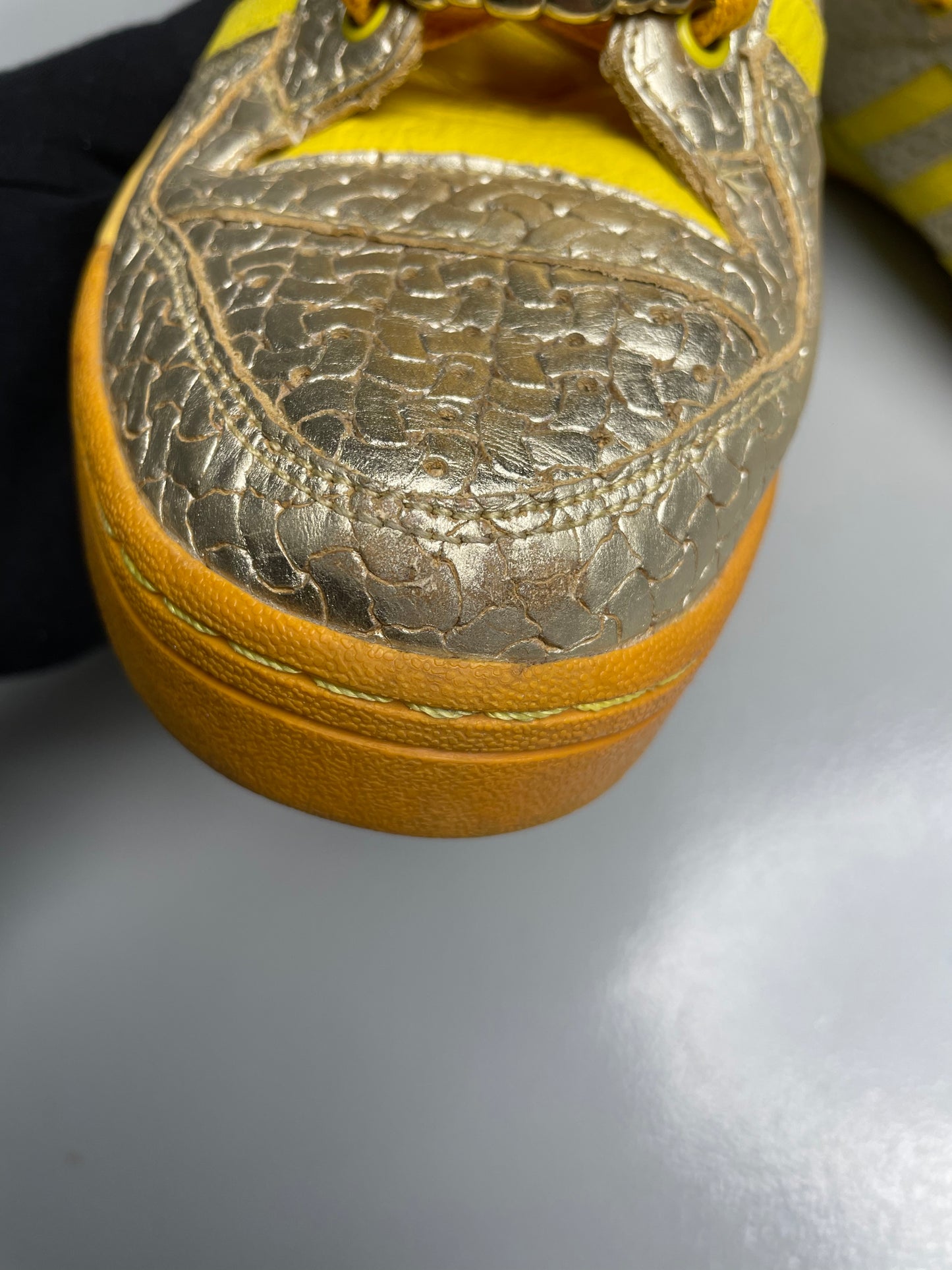 adidas Originals by Jeremy Scott S/S 2010 JS Logo (Metallic Gold/Lemon Peel/High Yellow) - size 42