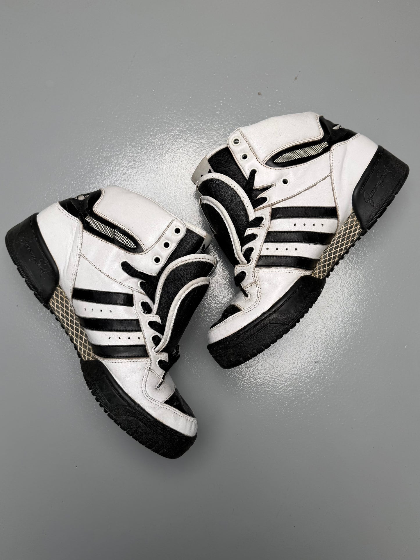 adidas Originals by Jeremy Scott A/W 2010 JS 3 Tongue (black/white) - size 42 2/3