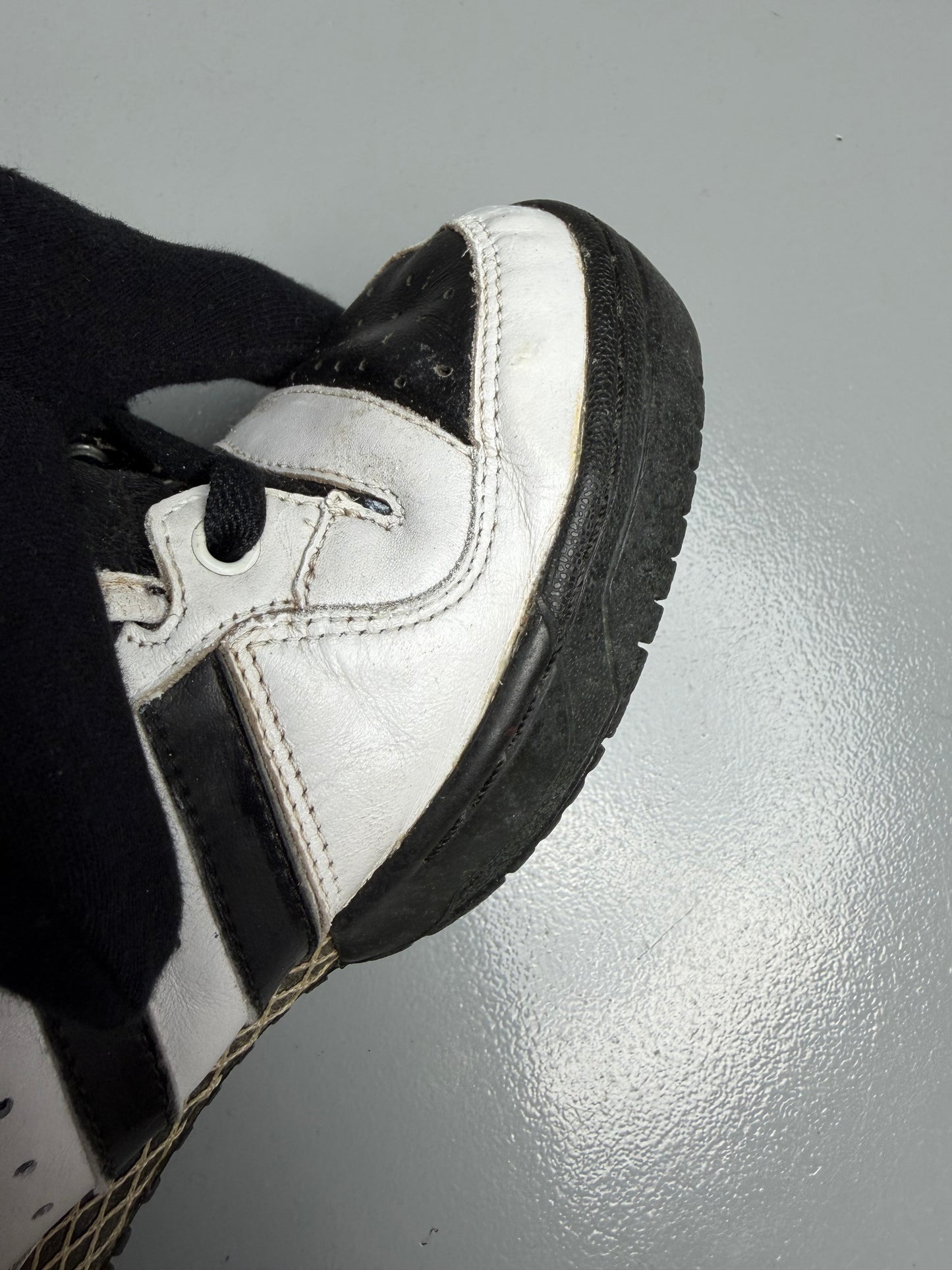adidas Originals by Jeremy Scott A/W 2010 JS 3 Tongue (black/white) - size 42 2/3