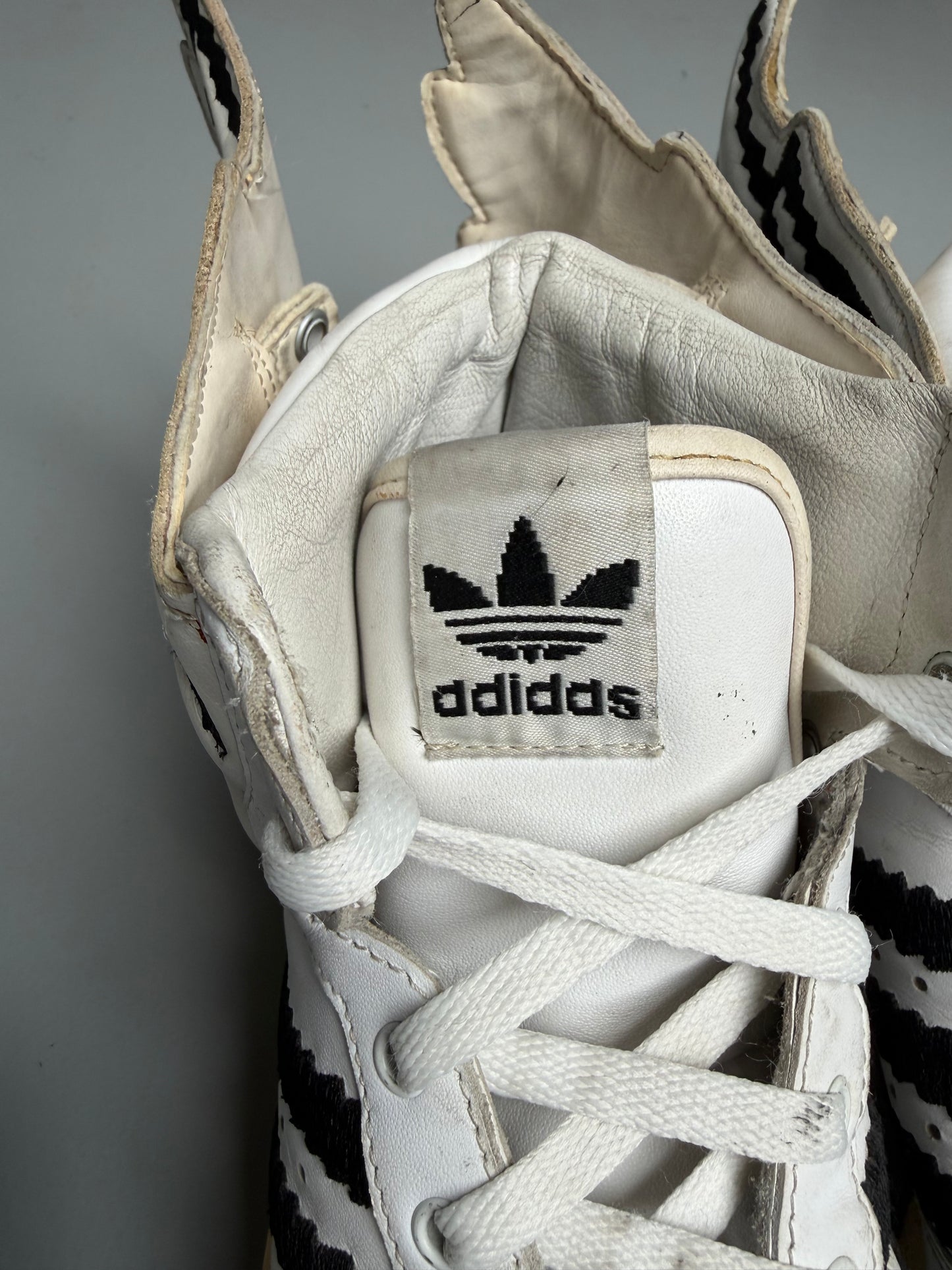 adidas Originals by Jeremy Scott A/W 2013 JS Wings 2.0 Pixel - size 41 1/3