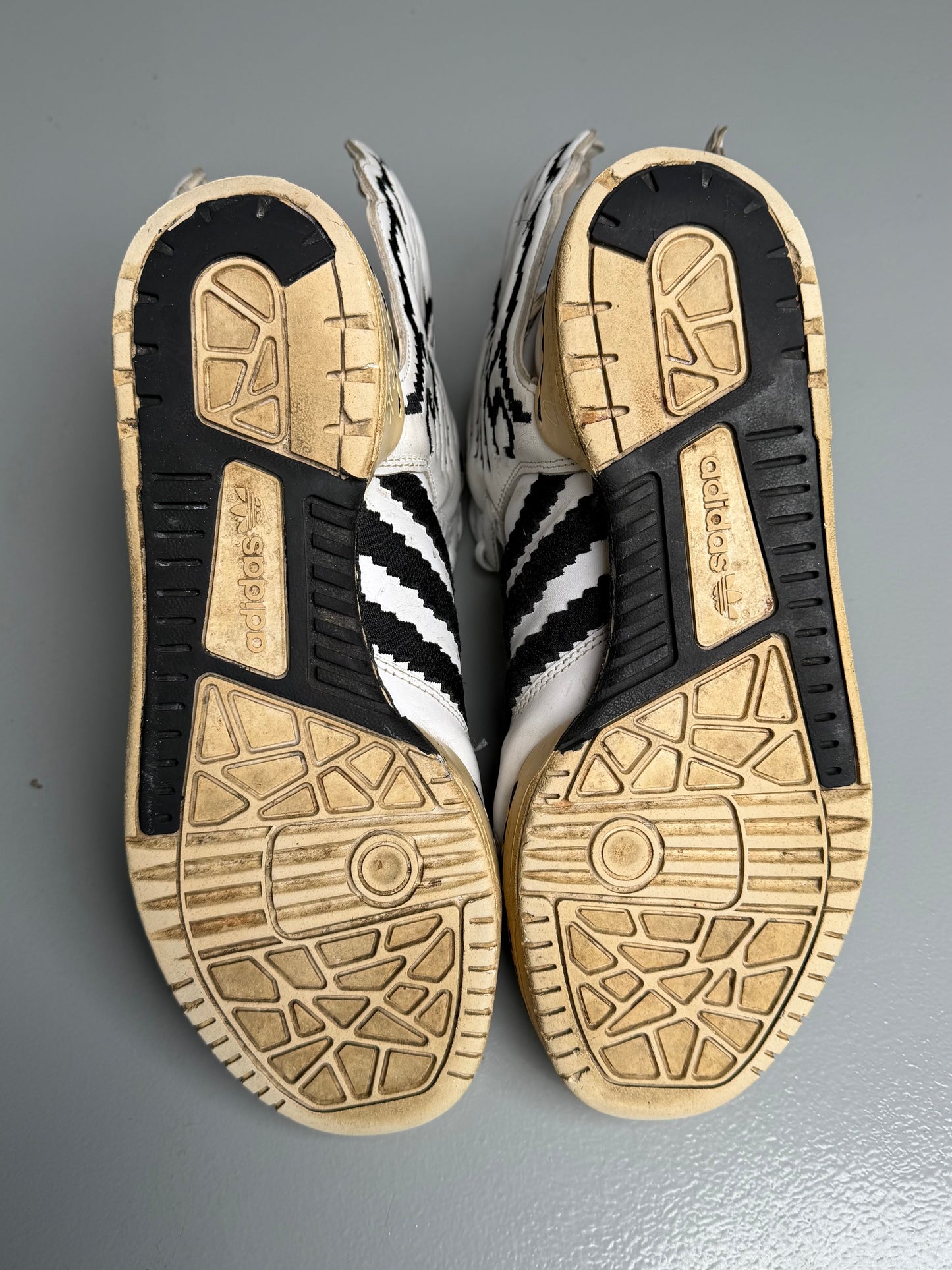 adidas Originals by Jeremy Scott A/W 2013 JS Wings 2.0 Pixel - size 41 1/3