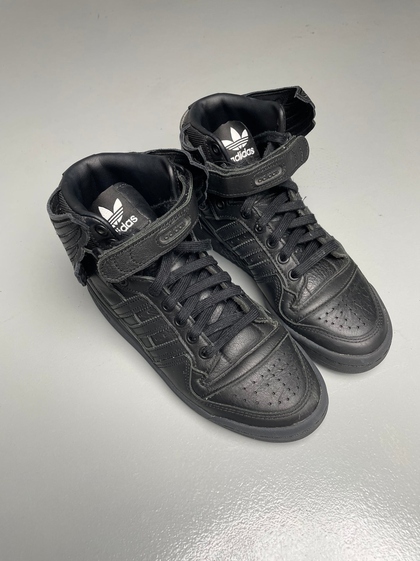 adidas Originals X Jeremy Scott 2022 JS Wings 4.0 (black) - size 38