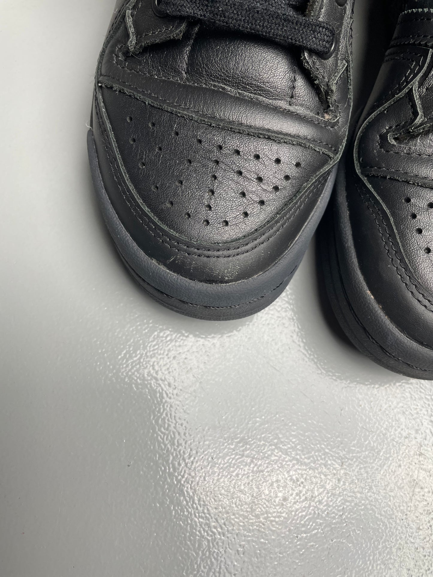 adidas Originals X Jeremy Scott 2022 JS Wings 4.0 (black) - size 38