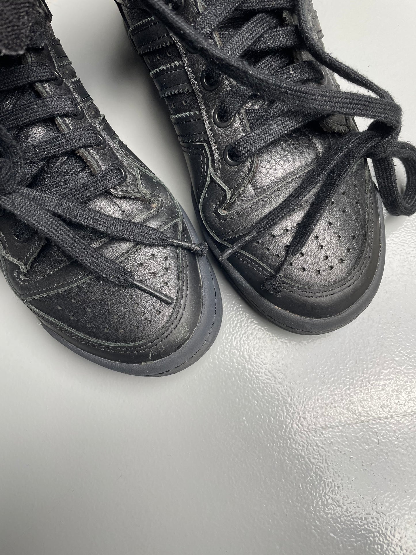 adidas Originals X Jeremy Scott 2022 JS Wings 4.0 (black) - size 38