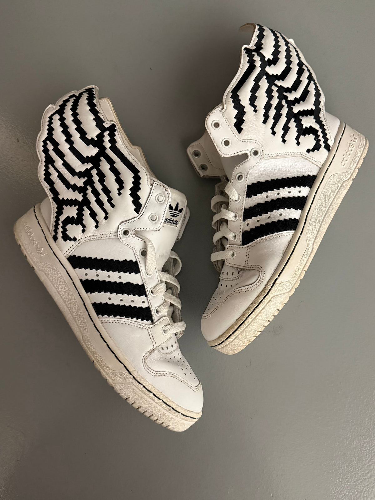 adidas Originals by Jeremy Scott A/W 2013 JS Wings 2.0 Pixel - size 38 2/3