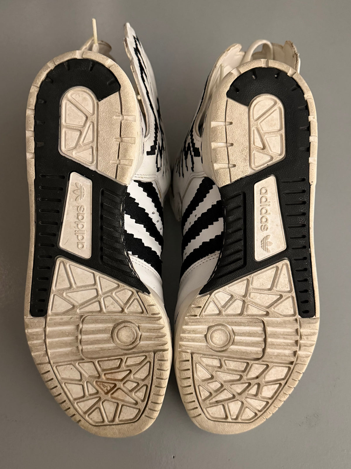 adidas Originals by Jeremy Scott A/W 2013 JS Wings 2.0 Pixel - size 38 2/3