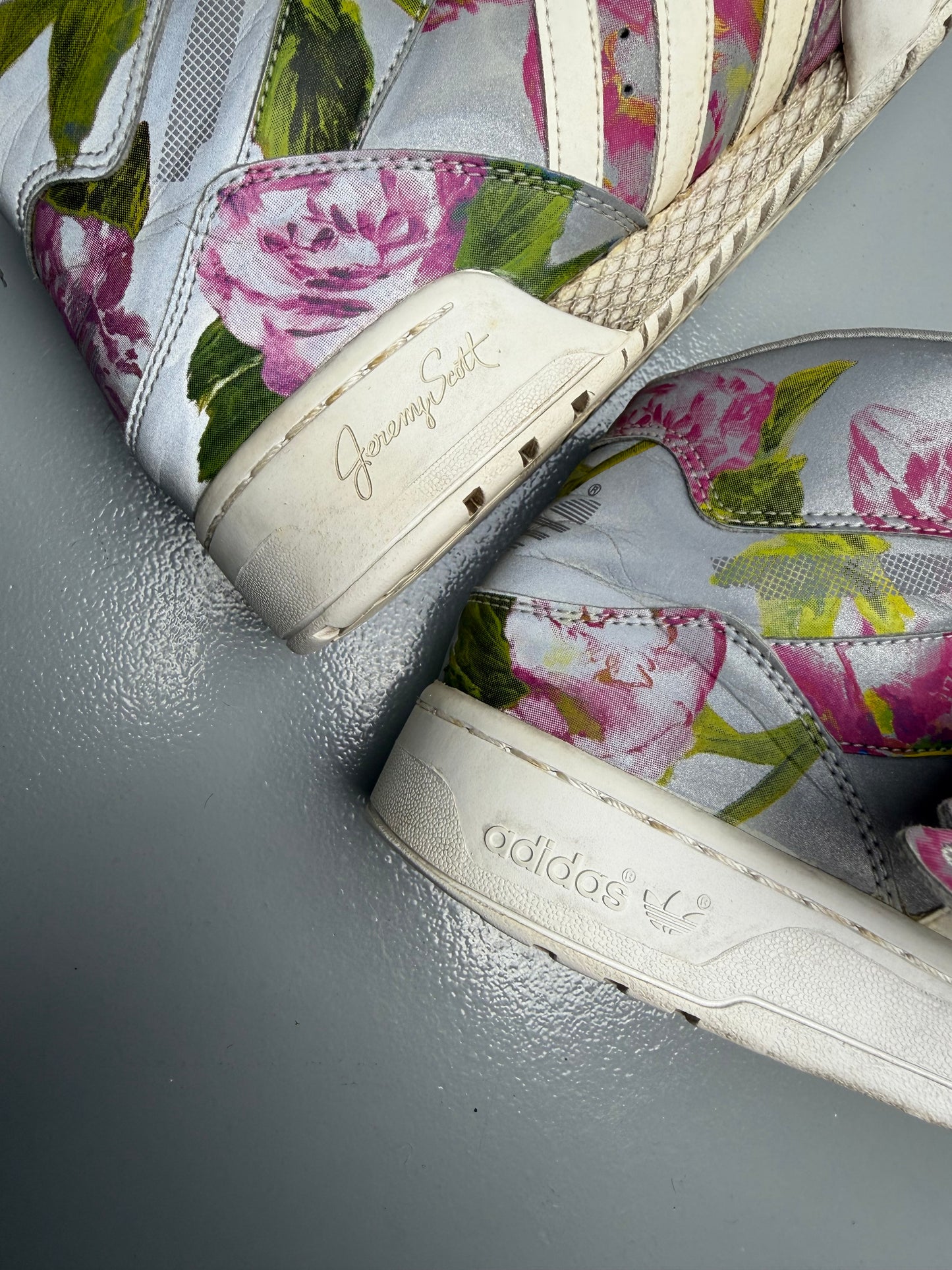 adidas Originals by Jeremy Scott S/S 2015 JS Wings Floral - size 40