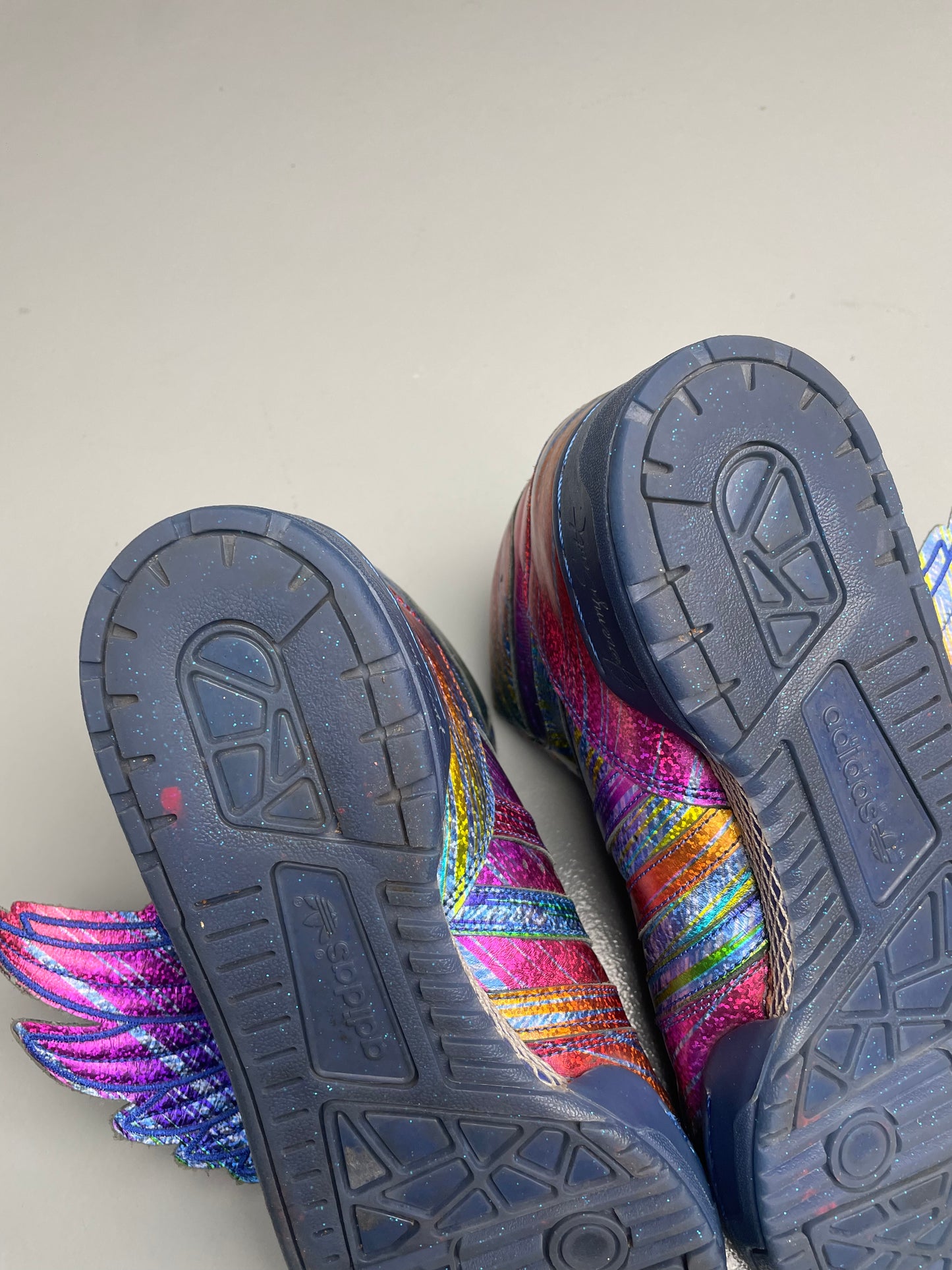 adidas Originals by Jeremy Scott S/S 2013 JS Wings "Hologram" - size 44 2/3
