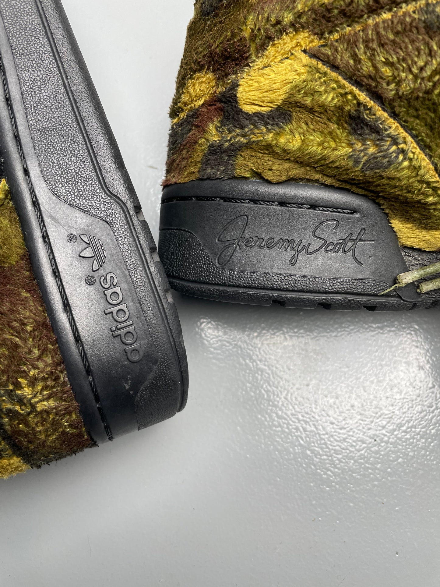 adidas Originals by Jeremy Scott S/S 2013 JS Camo Bear - size 42 2/3
