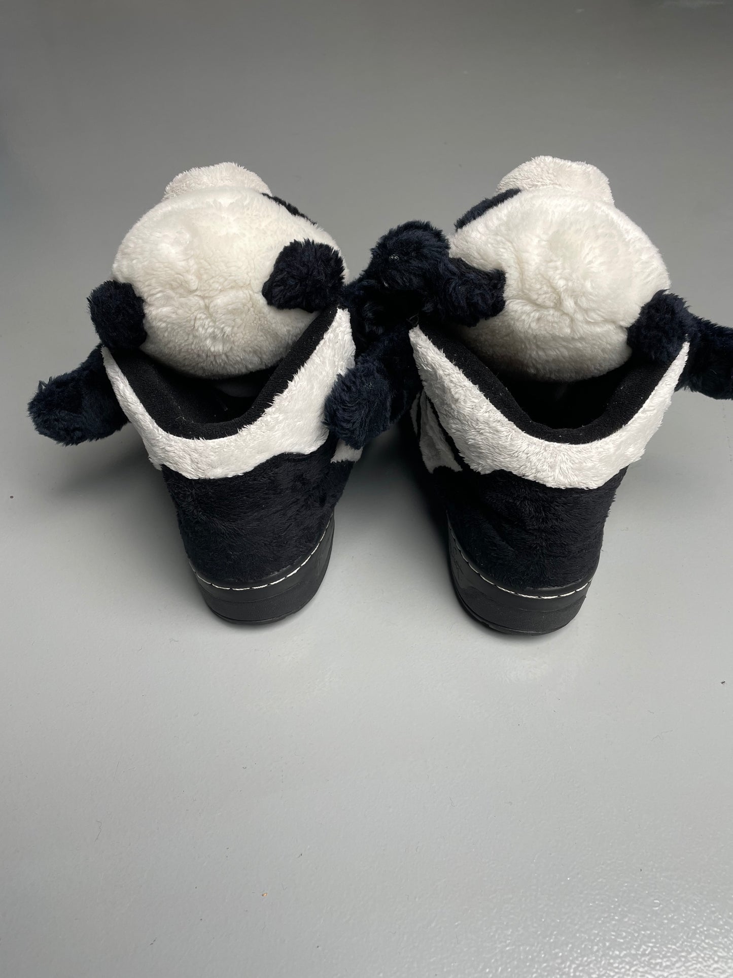 adidas Originals by Jeremy Scott A/W 2011 JS Panda Bear - size 44 2/3