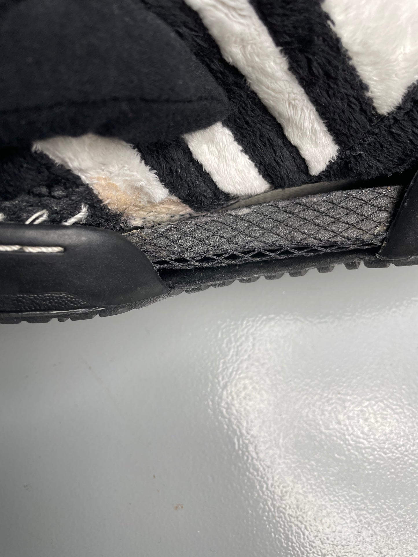 adidas Originals by Jeremy Scott A/W 2011 JS Panda Bear - size 44 2/3