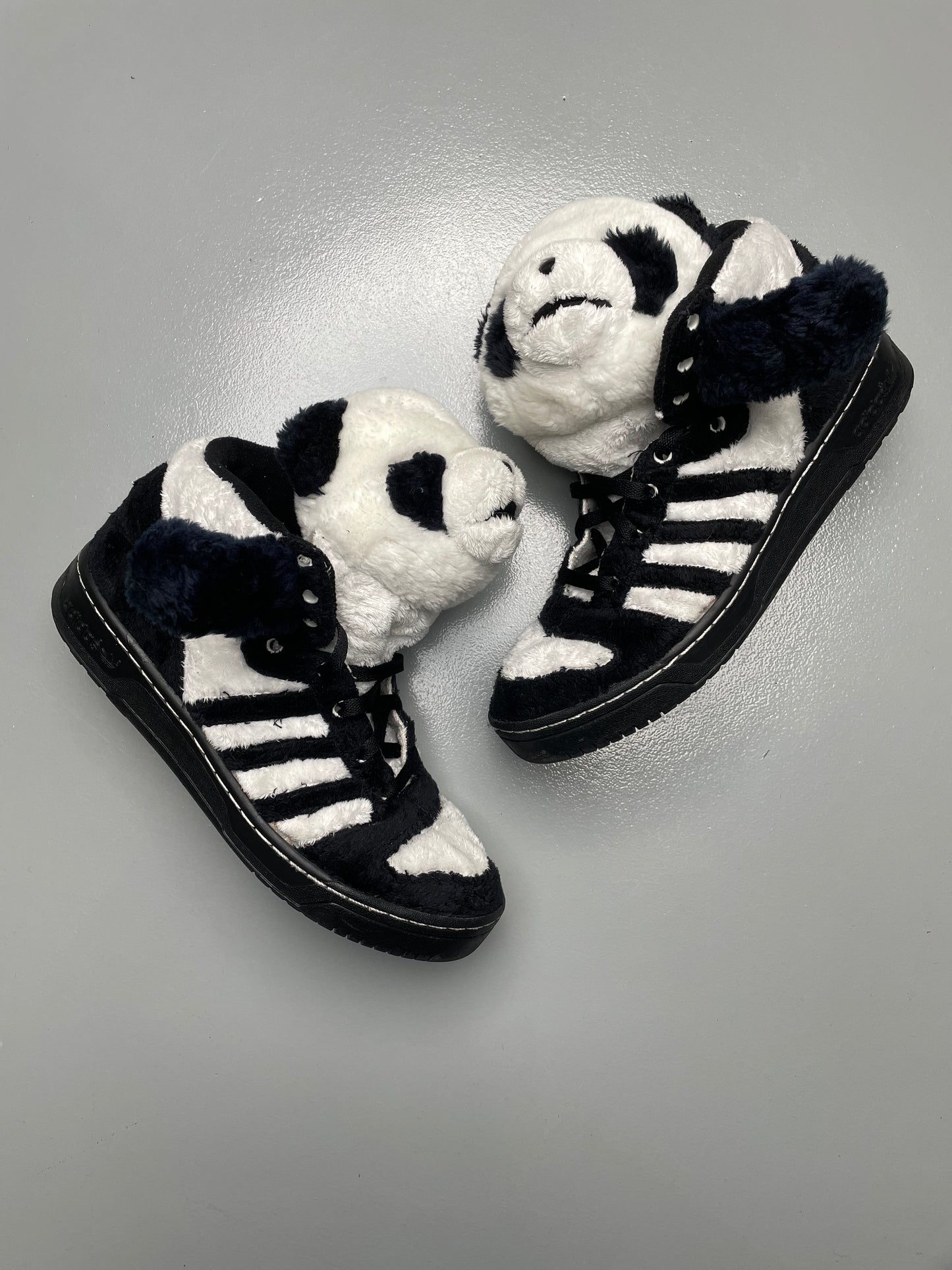 adidas Originals by Jeremy Scott A/W 2011 JS Panda Bear - size 44 2/3
