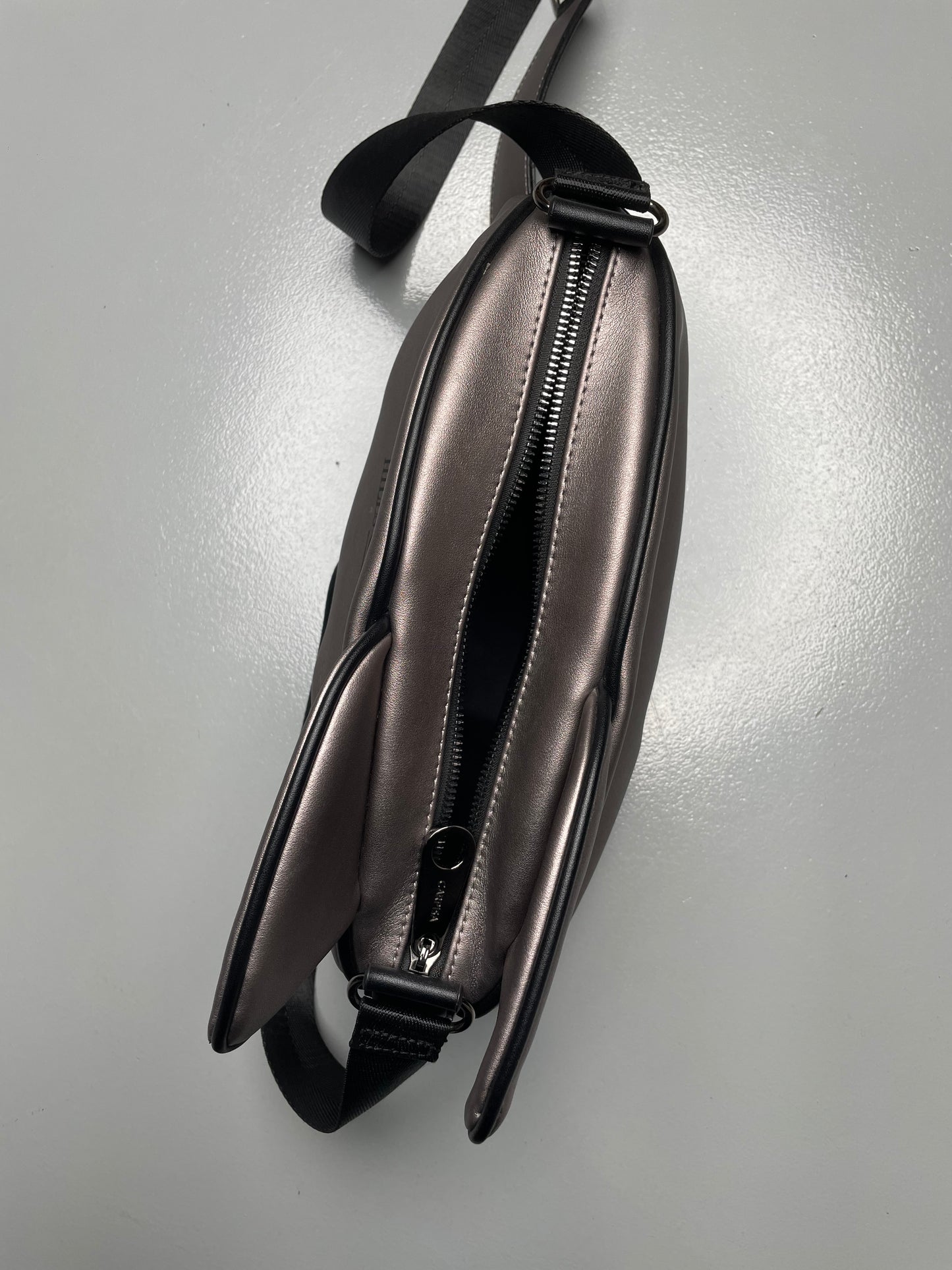 Carpisa X Jeremy Scott 2022 Airship Bag