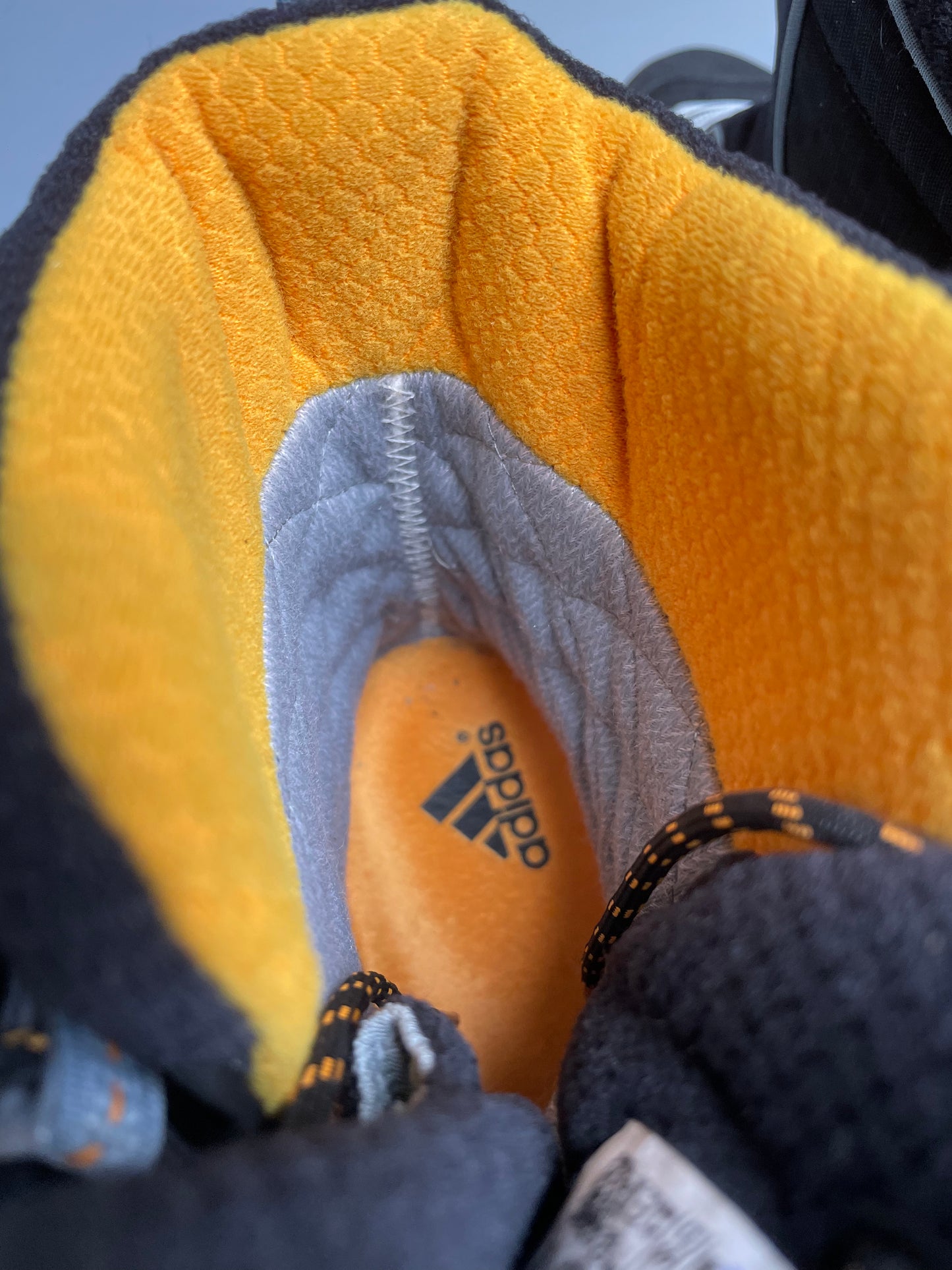 2005 adidas adiStar Winter Boot - size 42