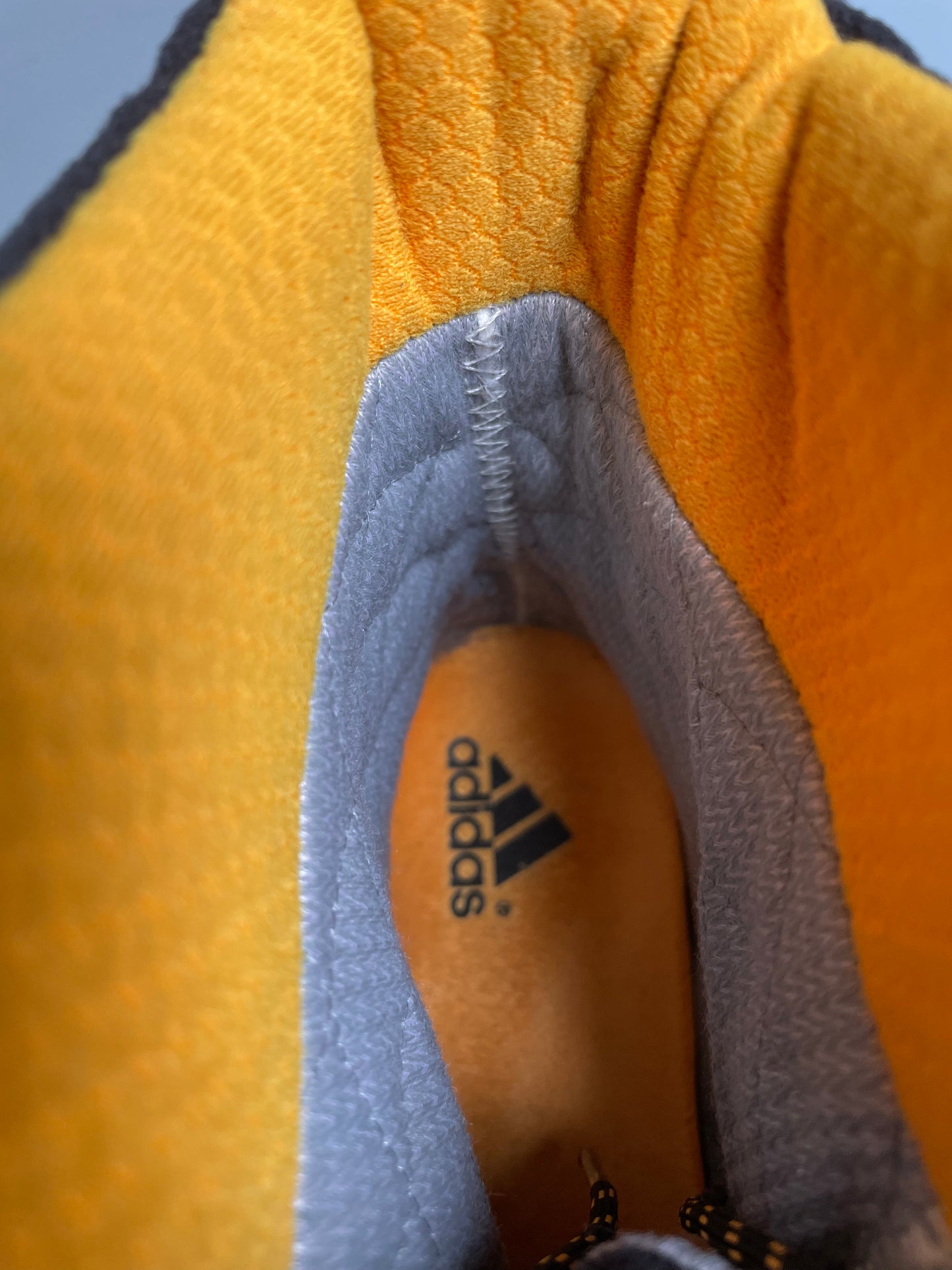 2005 adidas adiStar Winter Boot - size 42