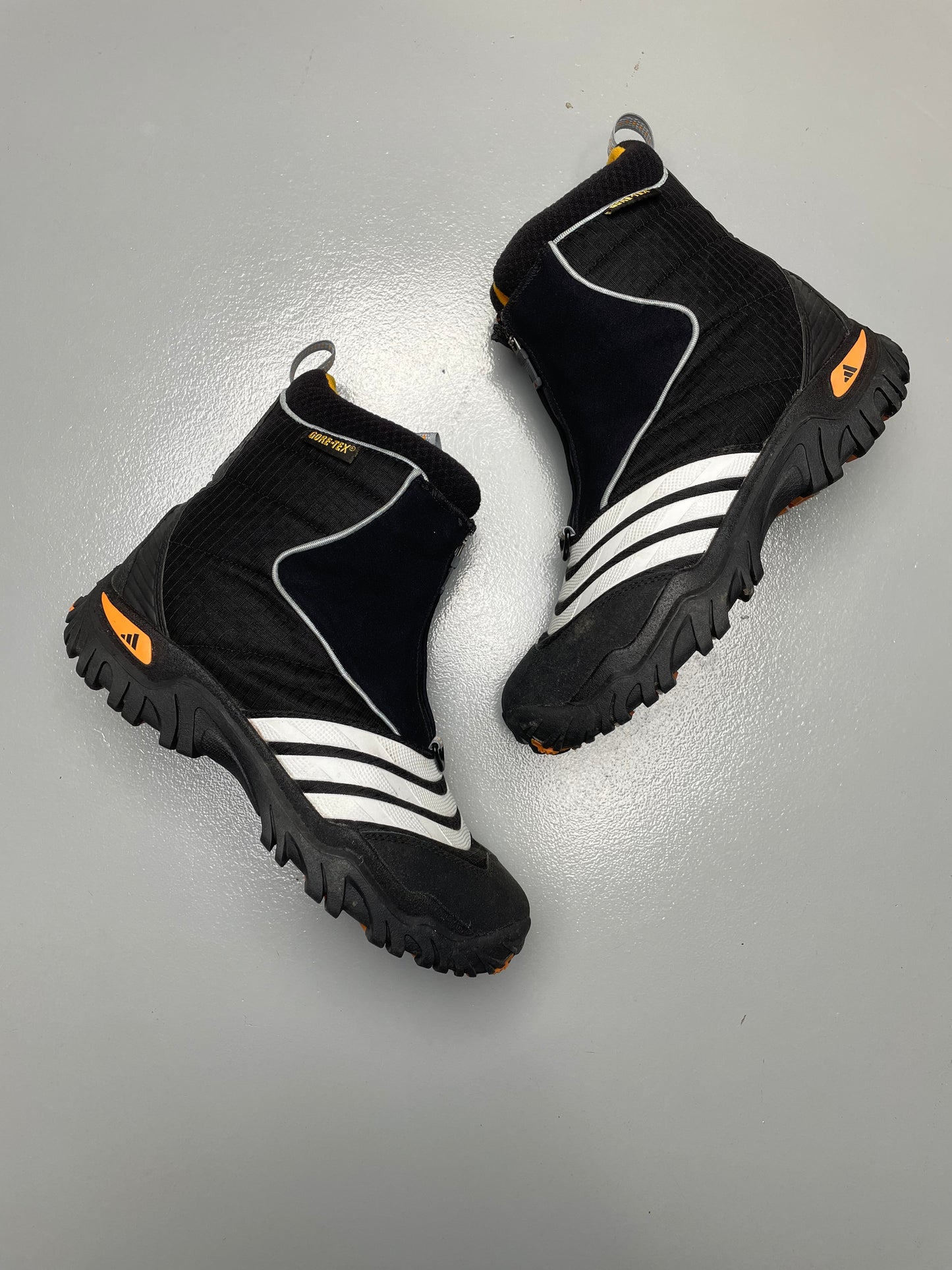 2005 adidas adiStar Winter Boot - size 42