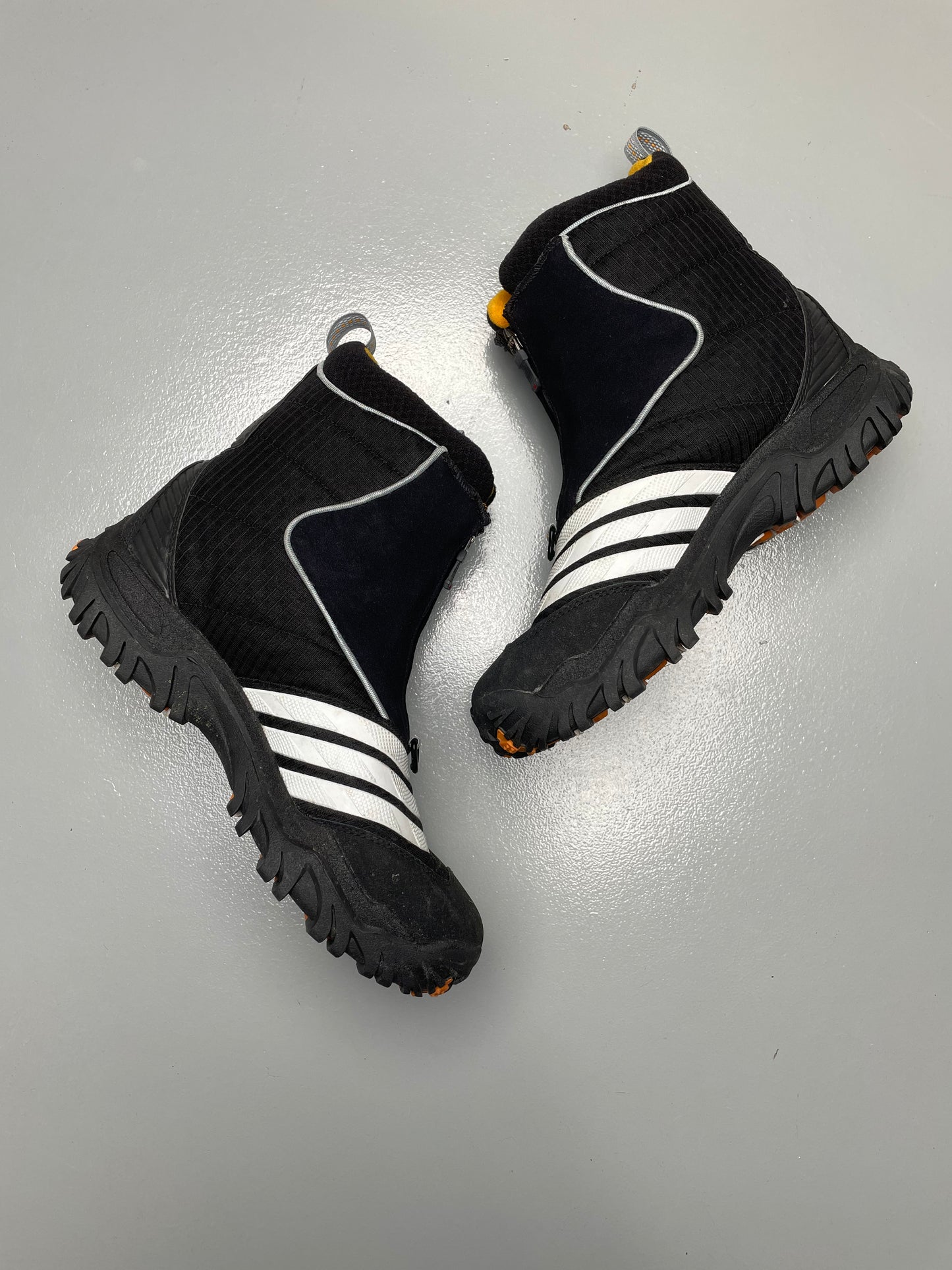 2005 adidas adiStar Winter Boot - size 42