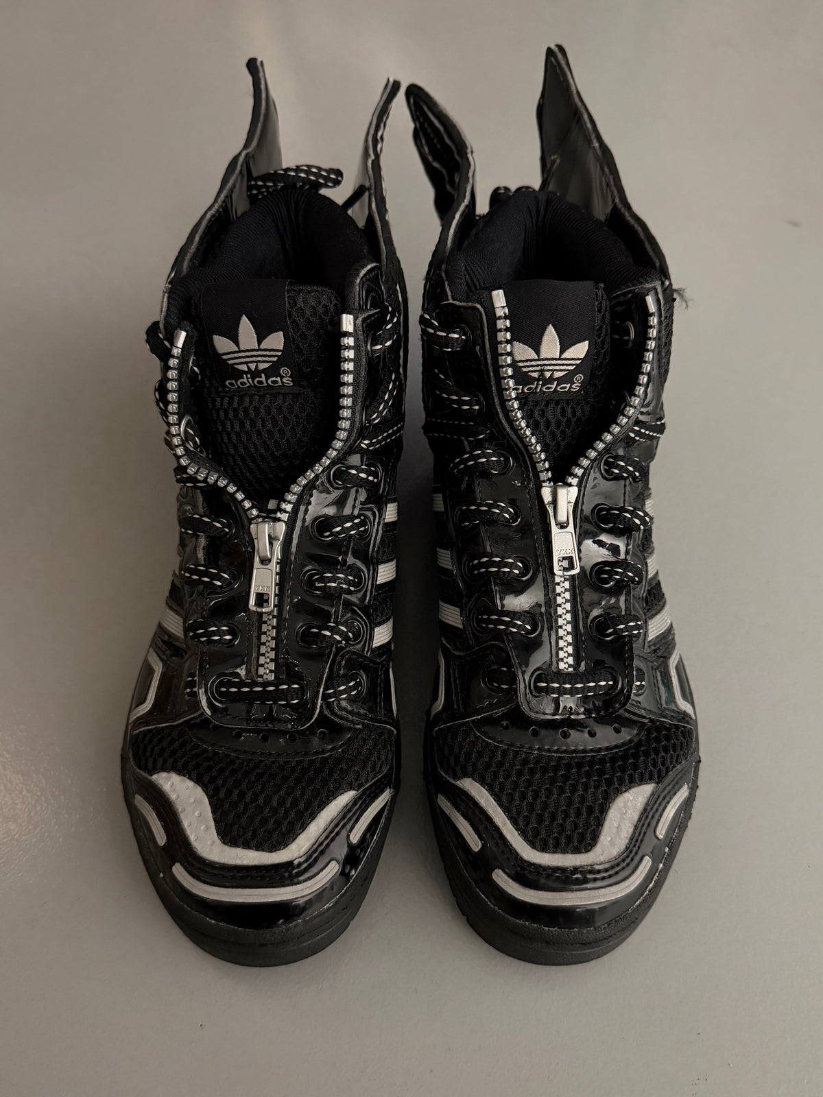 adidas Originals by Jeremy Scott 2015 JS Wings 2.0 Mesh (black) - size 36 2/3