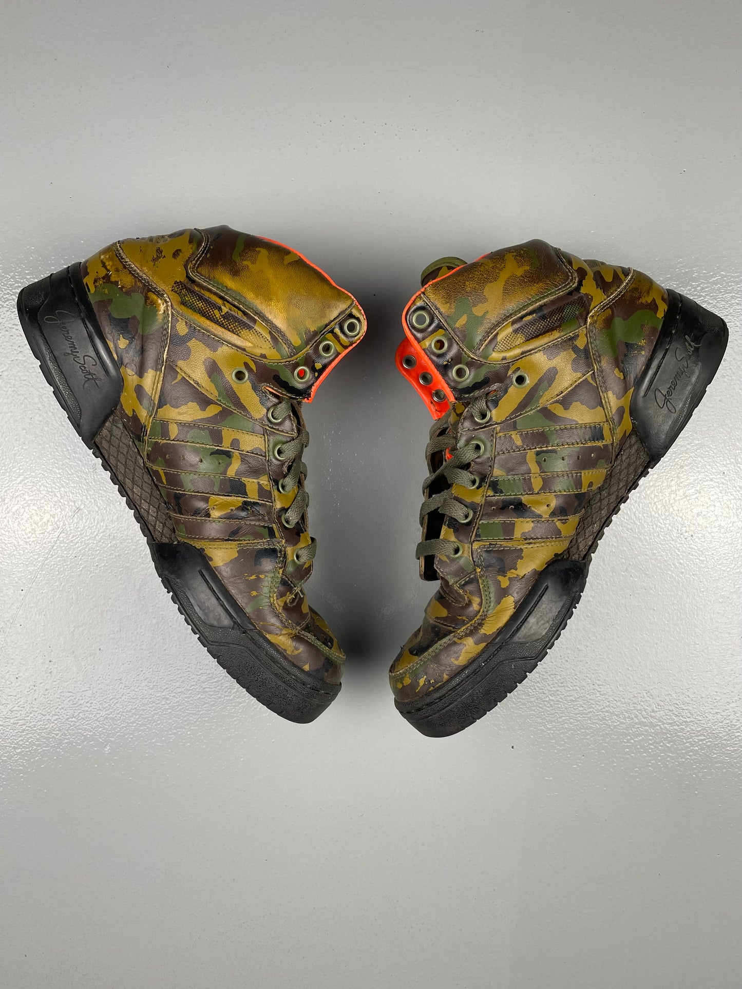 adidas X Jeremy Scott A/W 2011 JS Wings 1.0 Camo - size 43 1/3