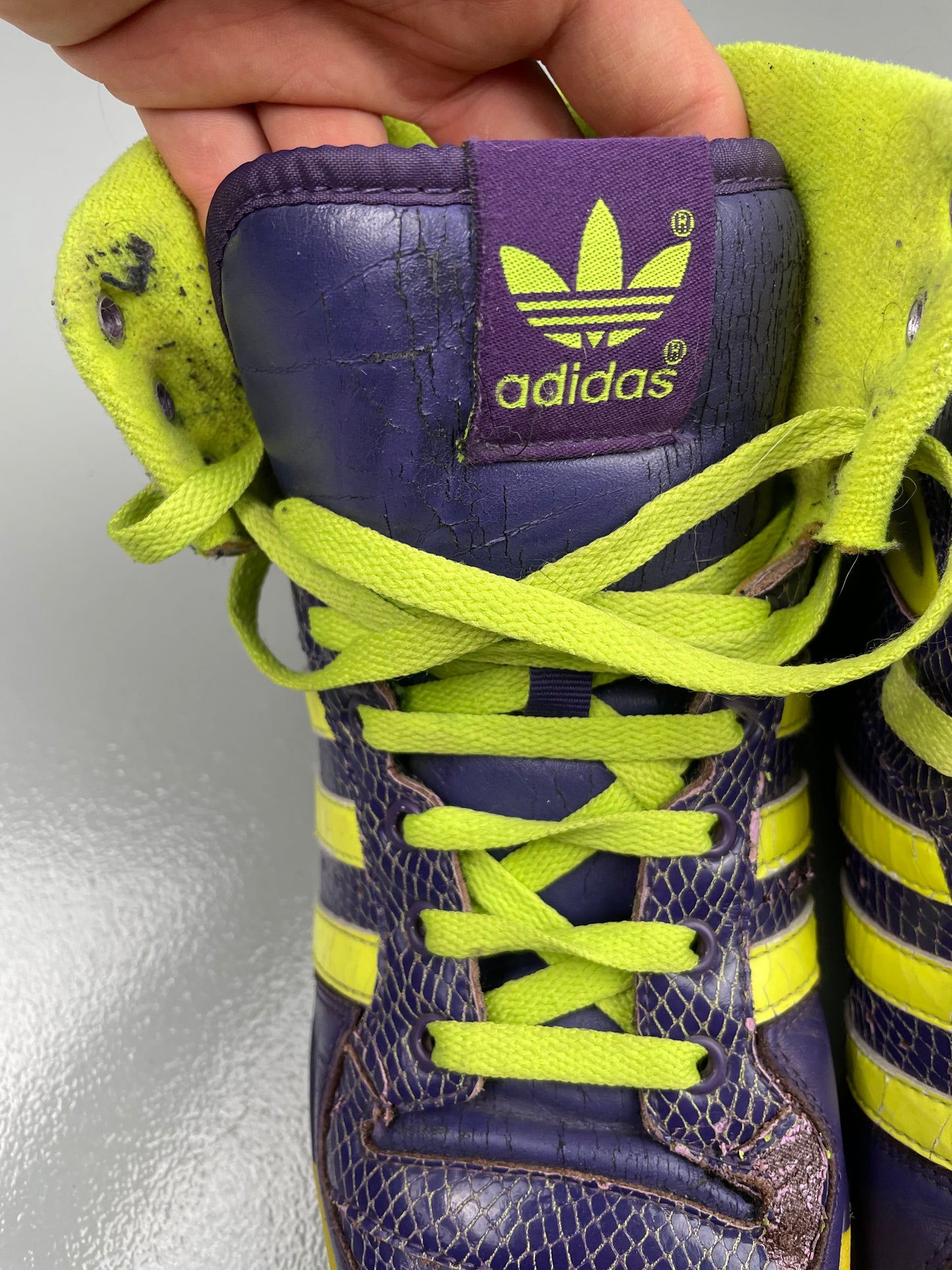 2005 adidas Originals Metro Attitude - size 42