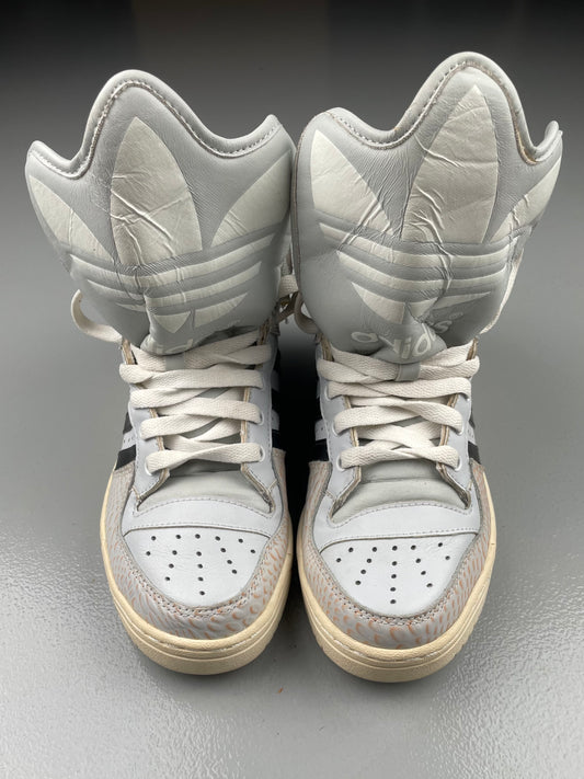 2012 adidas Originals Metro Attitude Logo - size 38