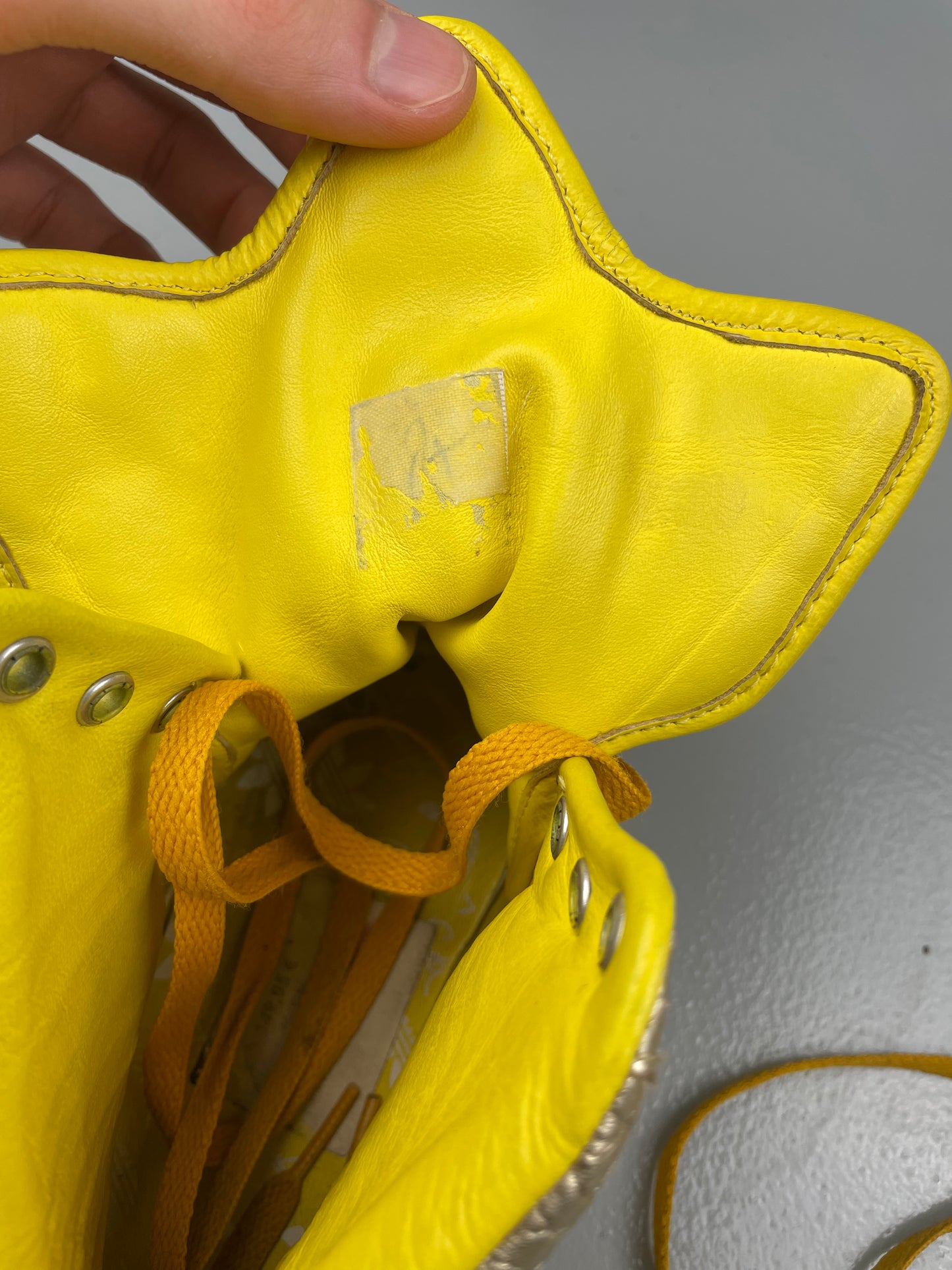 adidas X Jeremy Scott S/S 2010 JS Logo (Metallic Silver/Yellow) - size 42