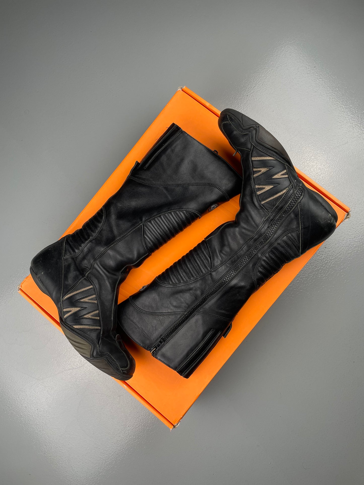 vintage Walter Van Beirendonck W.&L.T. - leather biker boots - size 37