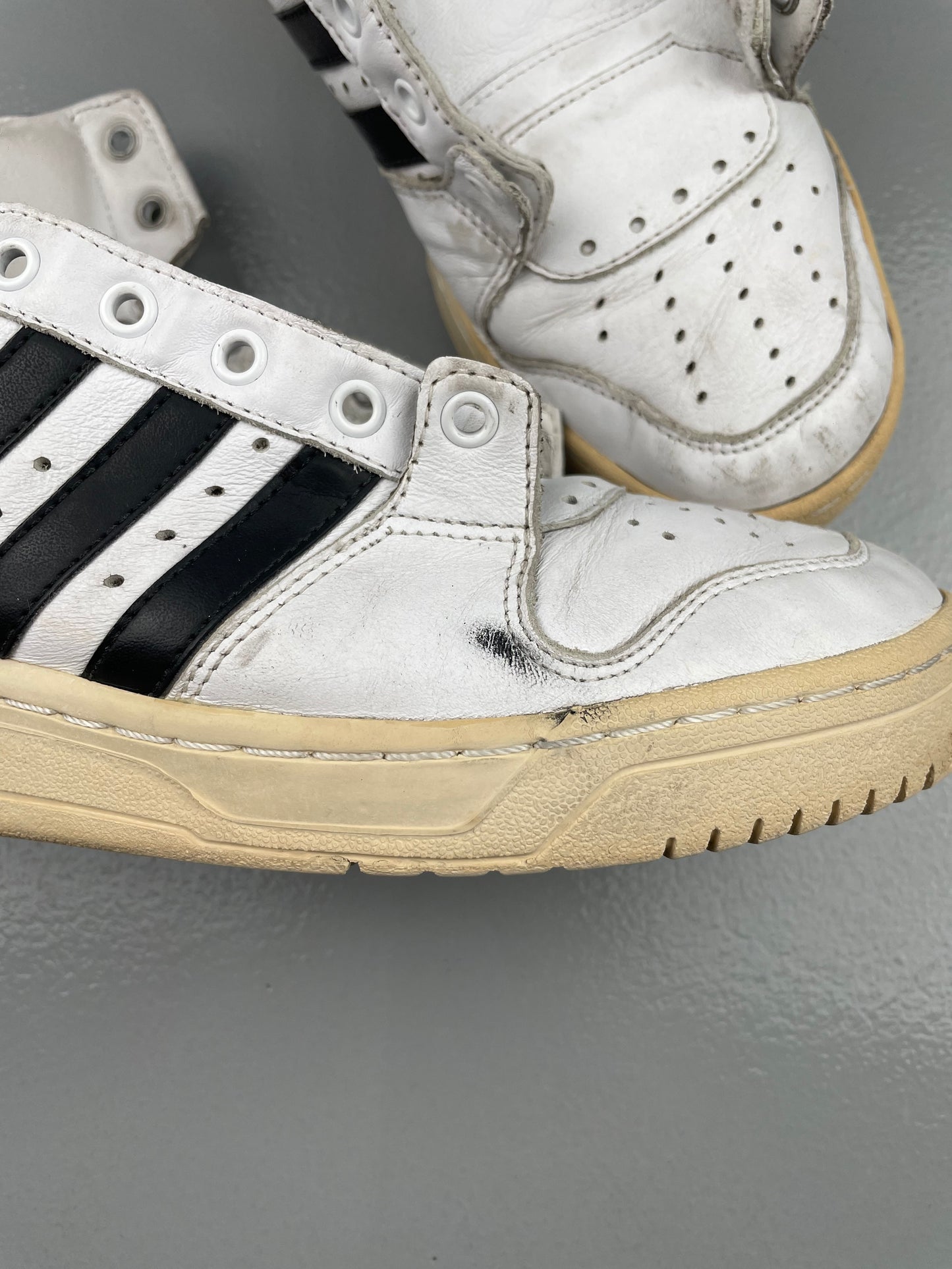 OG adidas X Jeremy Scott A/W 2010 JS Wings 2.0 - size 43 1/3
