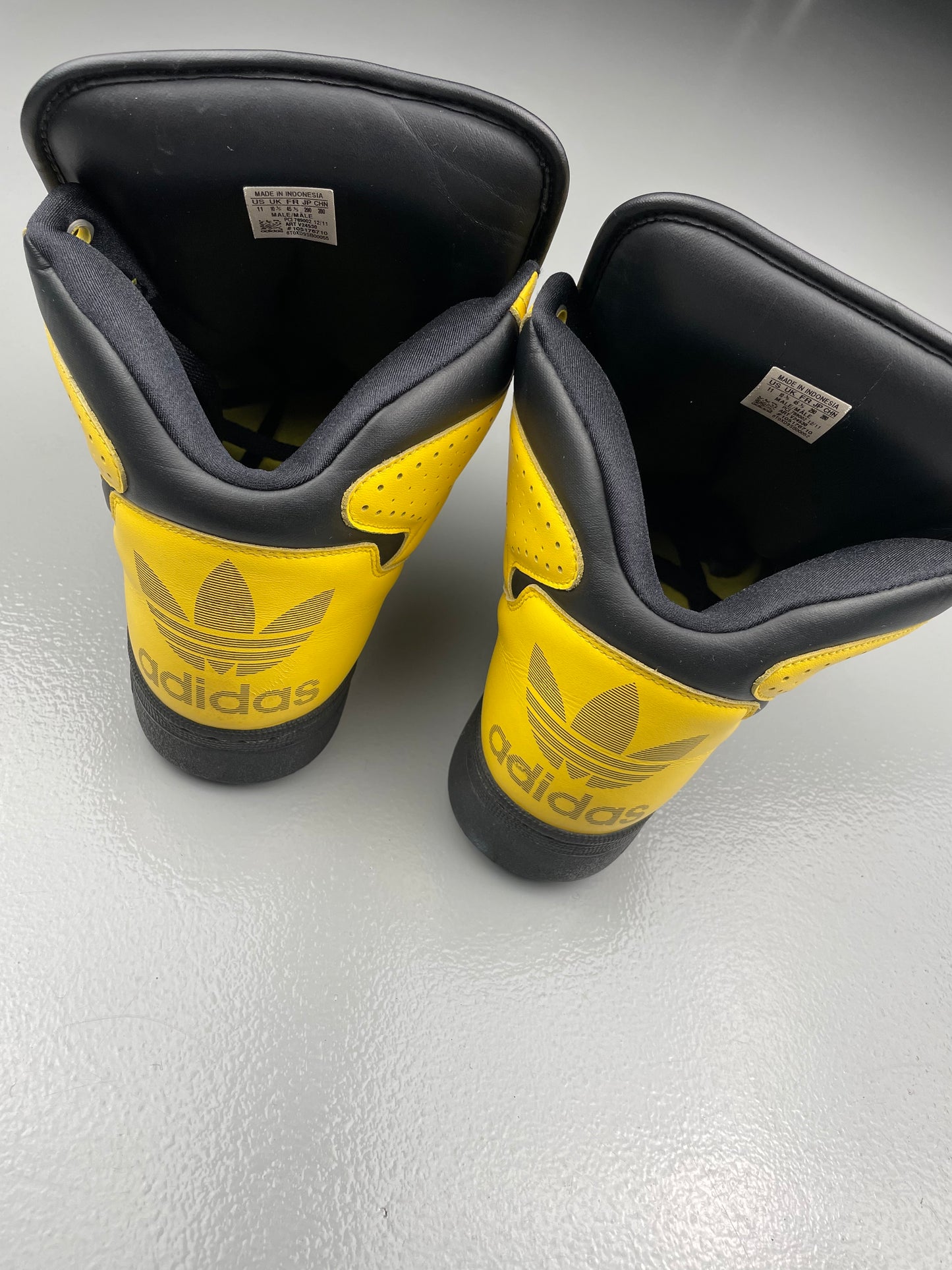 adidas Originals by Jeremy Scott S/S 2012 Instinct Hi (Black/Yellow) - size 45 1/3