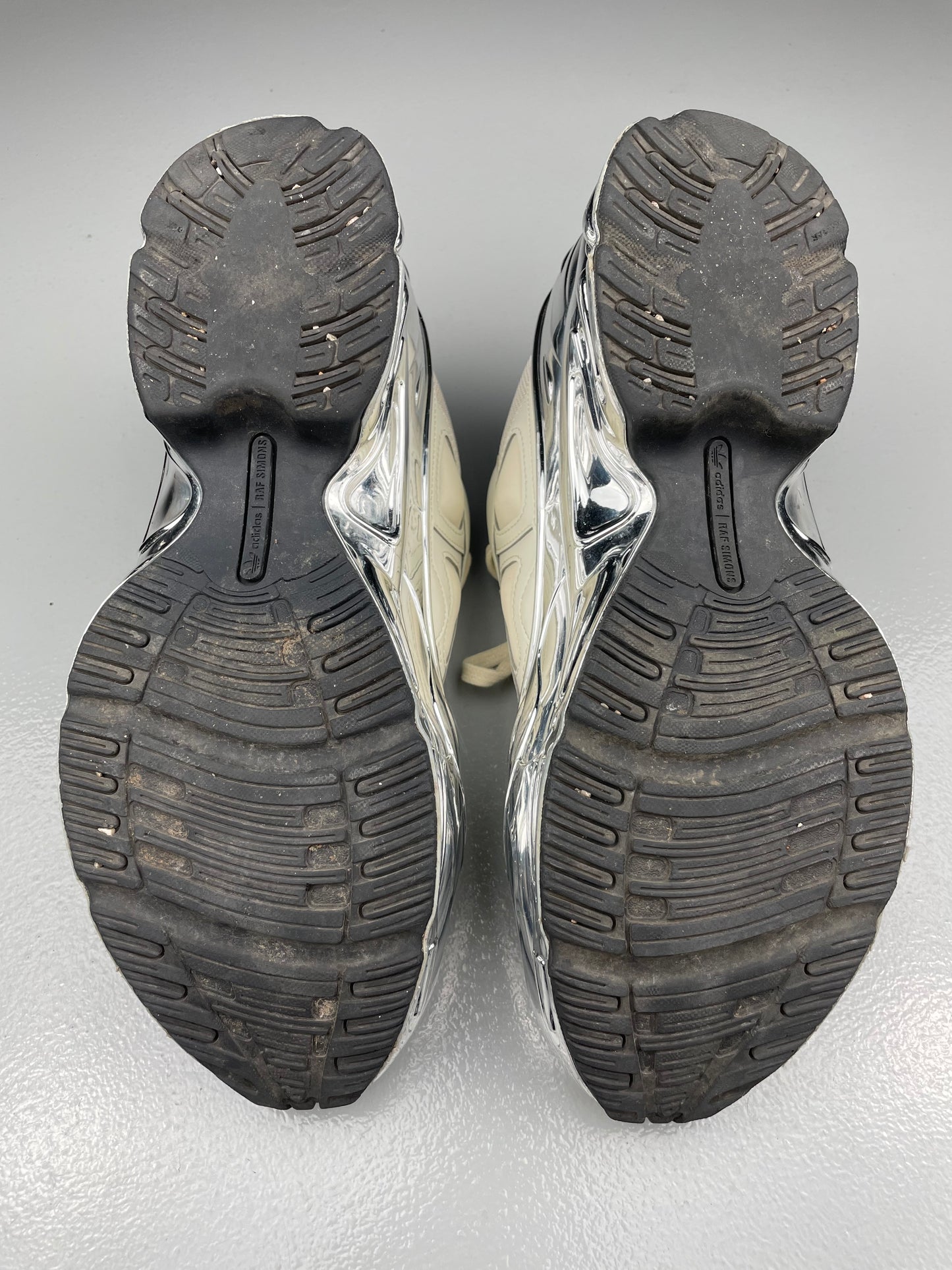 Adidas X Raf Simons S/S 2019 RS Ozweego (Metallic) - size 44 2/3