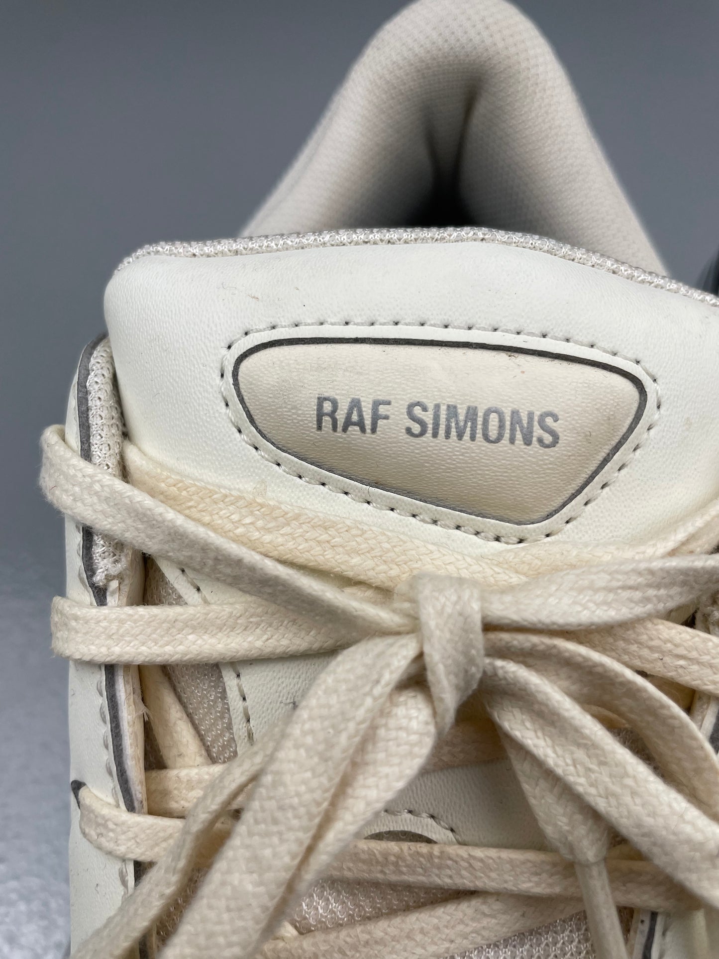 Adidas X Raf Simons S/S 2019 RS Ozweego (Metallic) - size 44 2/3