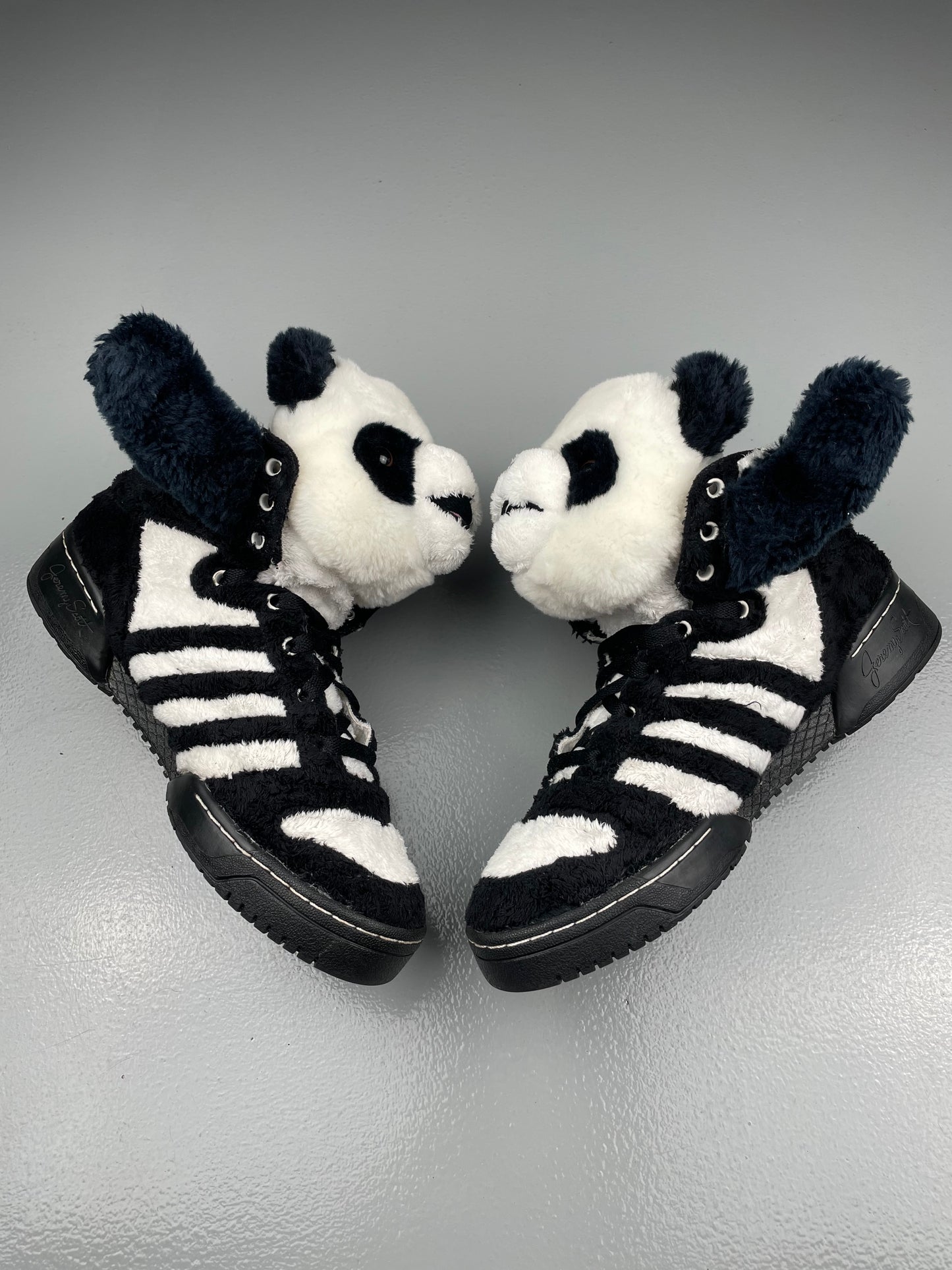 adidas X Jeremy Scott A/W 2011 JS Panda Bear - size 43 1/3