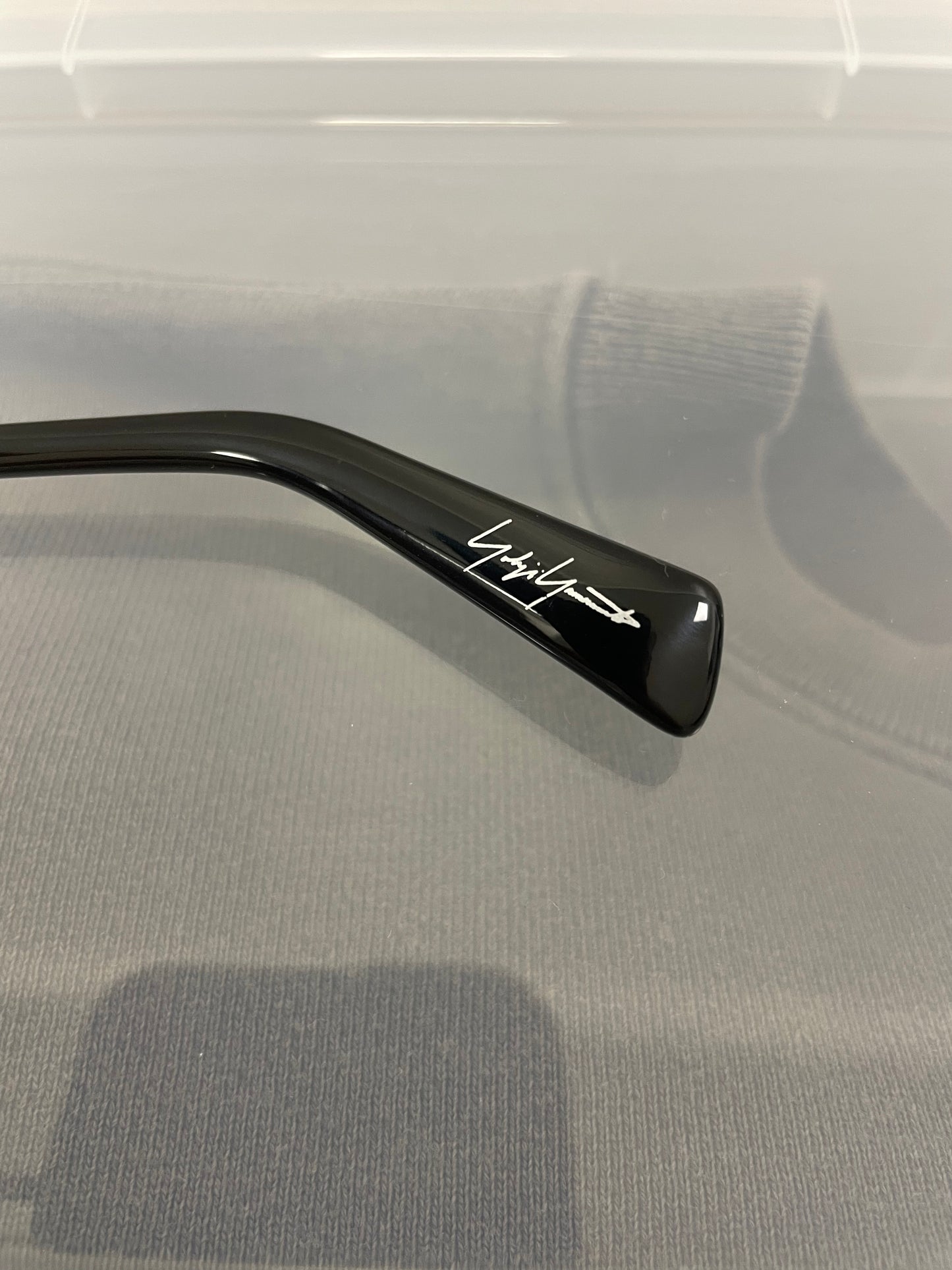 Yohji Yamamoto YY7003 sunglasses