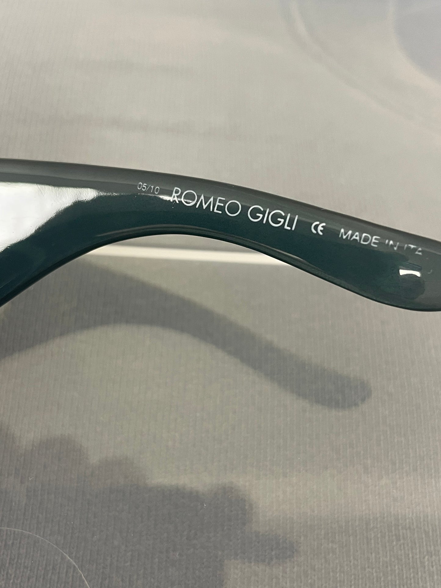 2006 Romeo Gigli RG66806 sunglasses