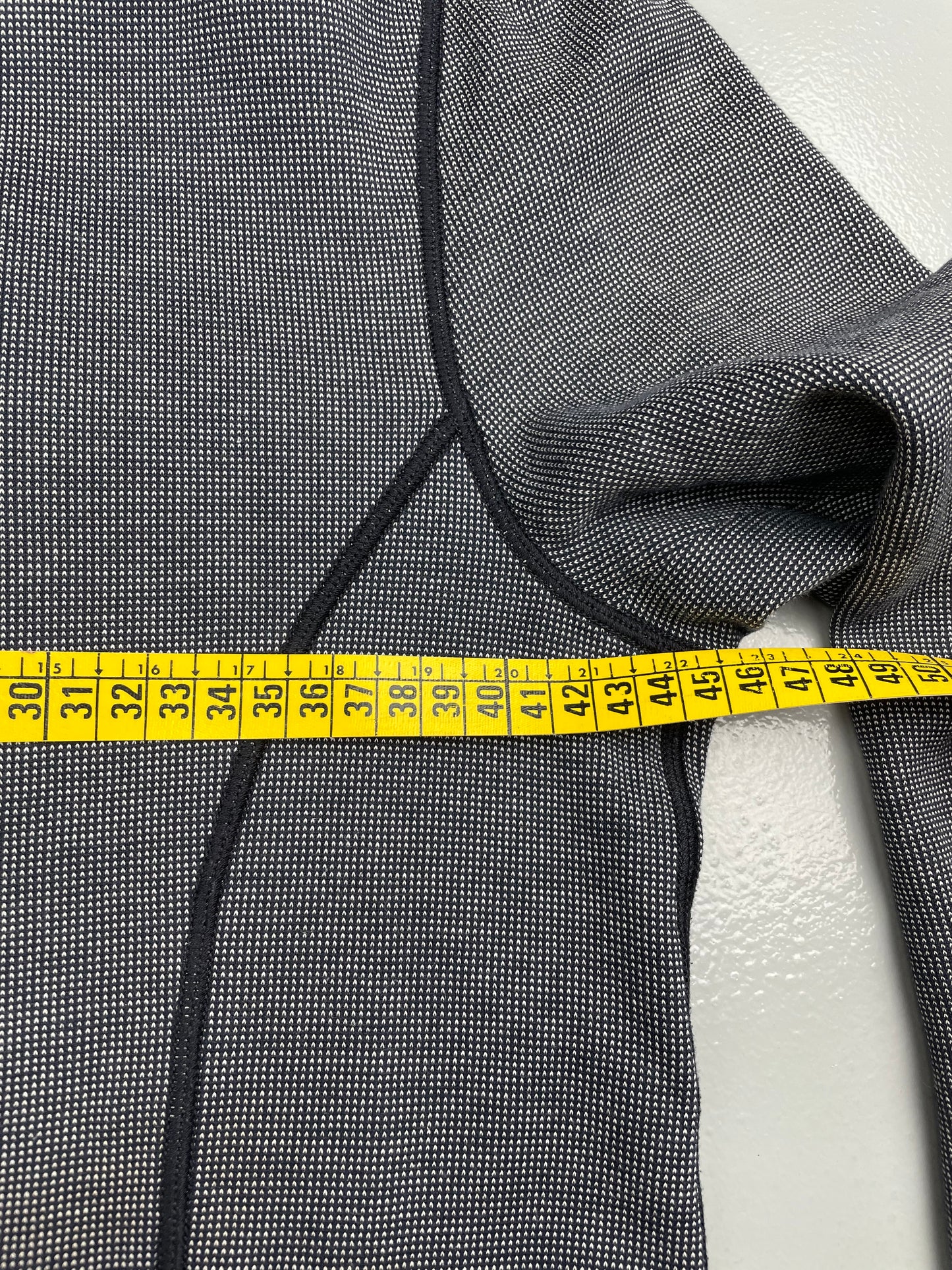 Giorgio Armani jacket - size 46